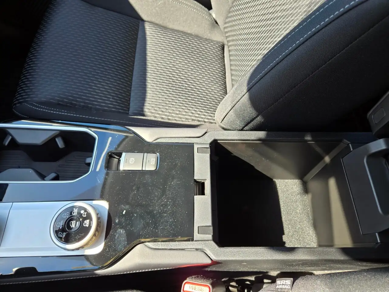 Mitsubishi Outlander снимка Mitsubishi Outlander