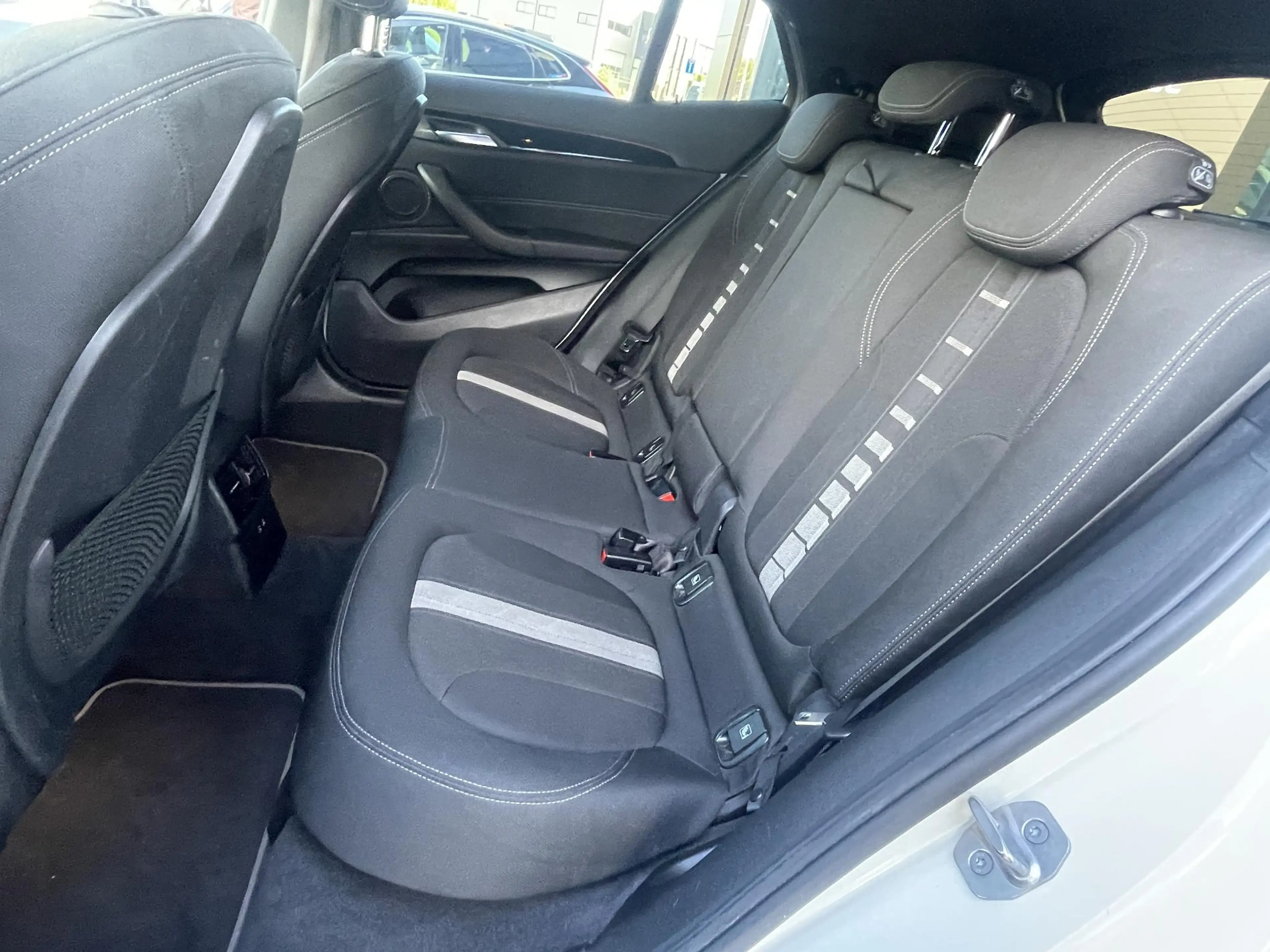 BMW X2 sDrive18i High Executive Edition | Automaat | Trek — photo 29