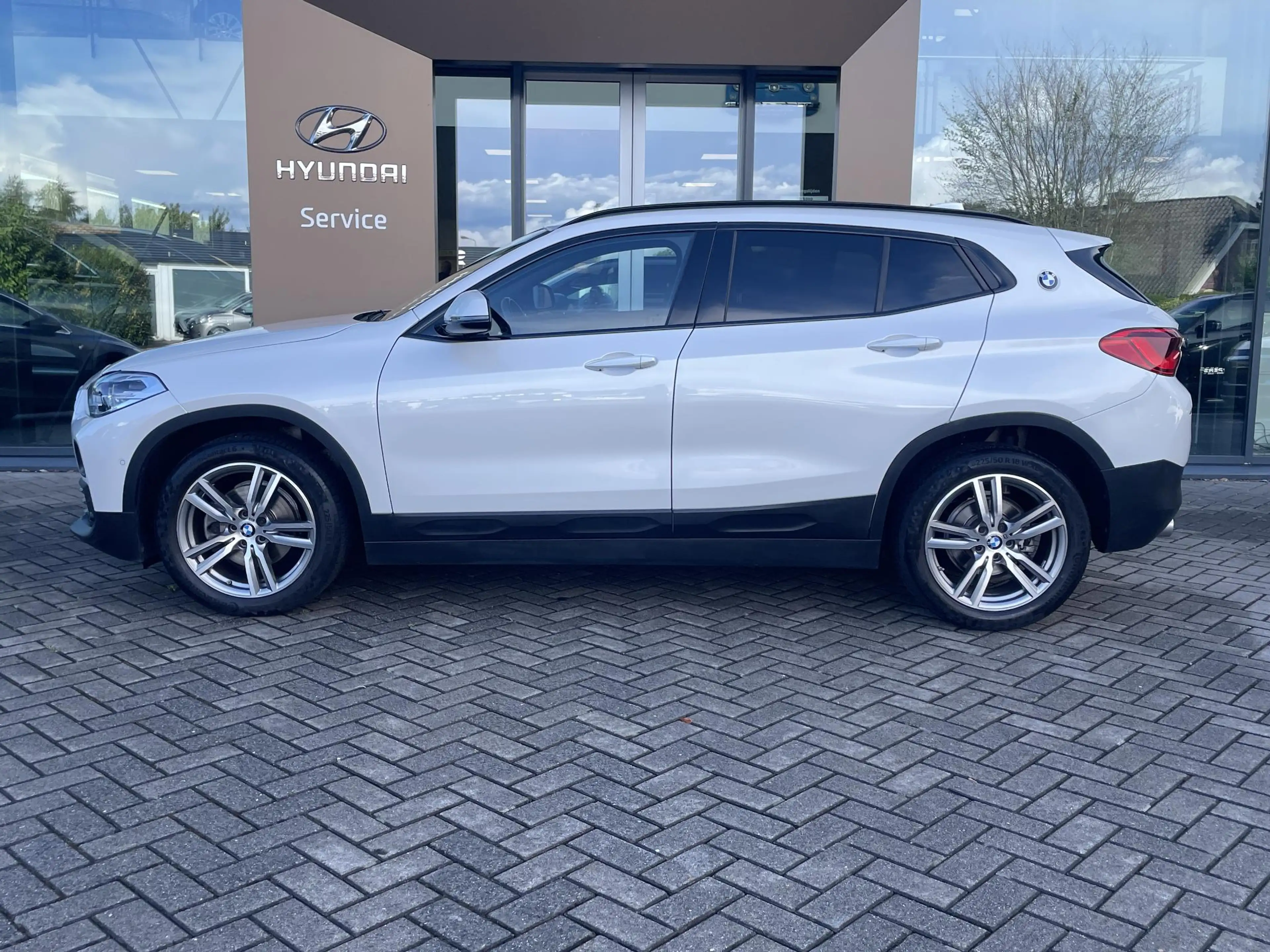 BMW X2 sDrive18i High Executive Edition | Automaat | Trek — photo 24