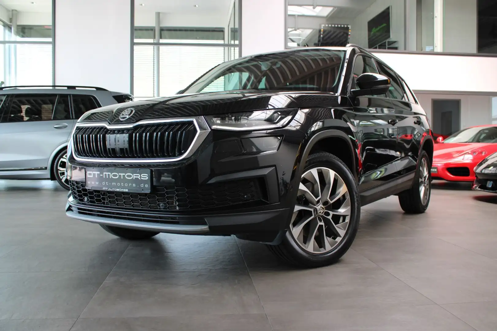 Skoda Kodiaq KODIAQ 2.0 TDI DSG 4x4 AHK+ACC+VIRTUAL+FACELIFT! Negro - 1