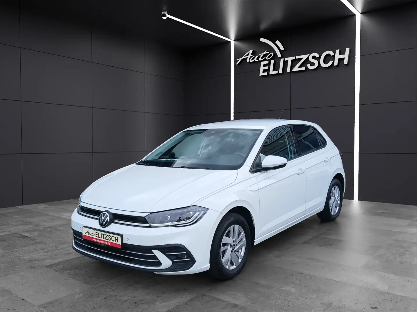 Volkswagen Polo TSI Style Matrix Navi AID ACC PDC SH LM Weiß - 2