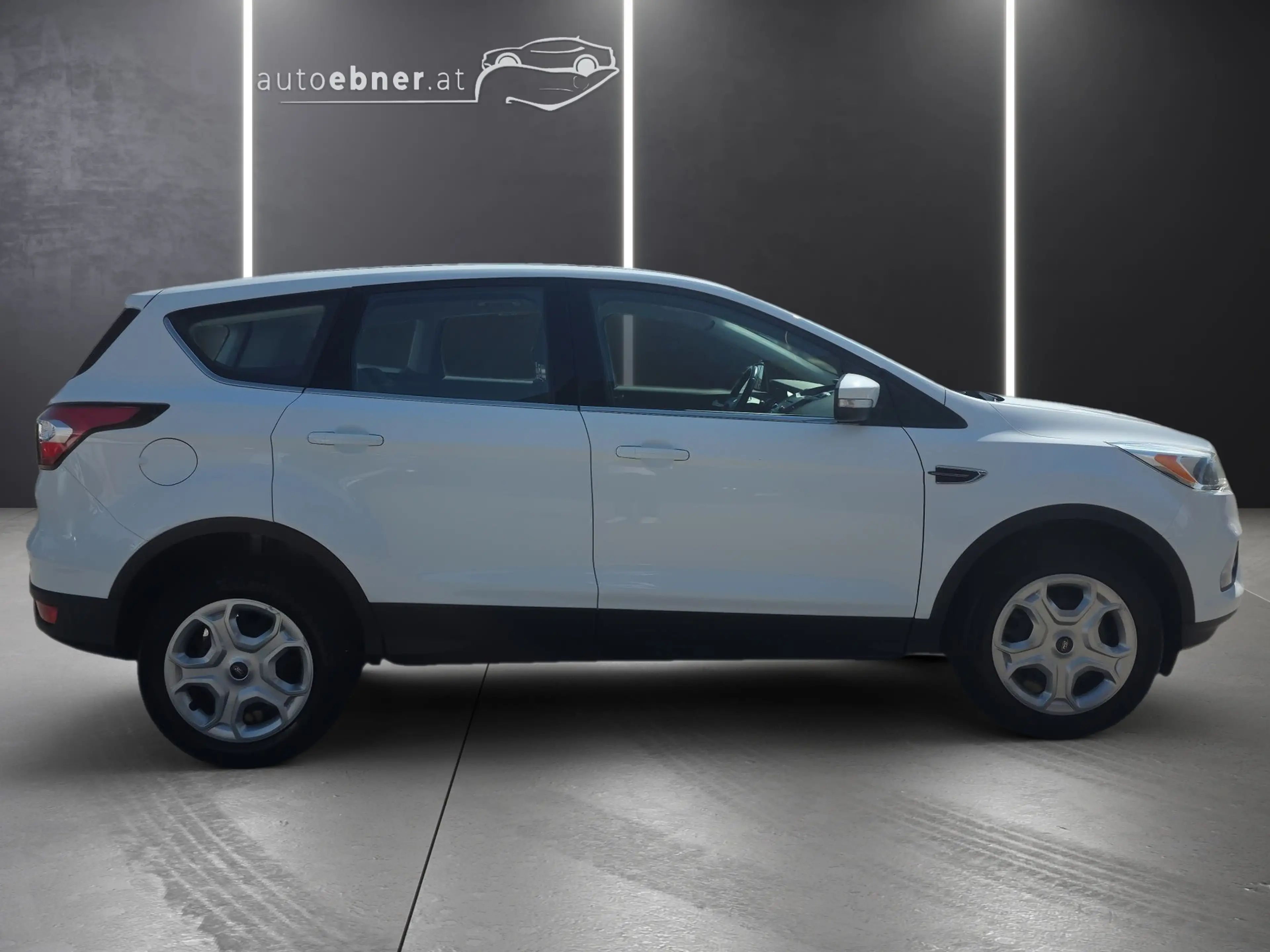 Ford Kuga Kuga 1,5 EcoBoost Trend AHK+TEMPOMAT — photo 4