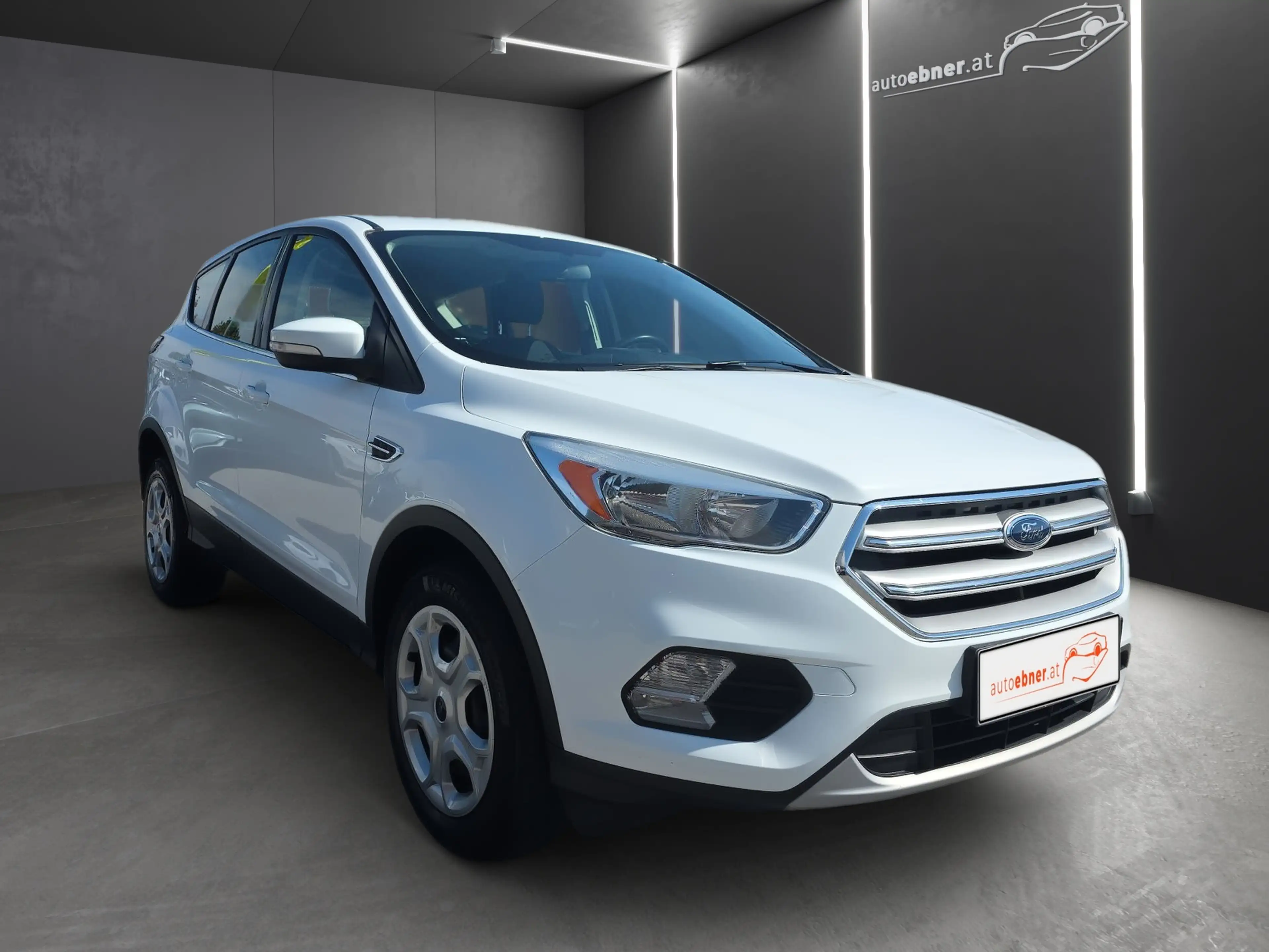 Ford Kuga Kuga 1,5 EcoBoost Trend AHK+TEMPOMAT — photo 3