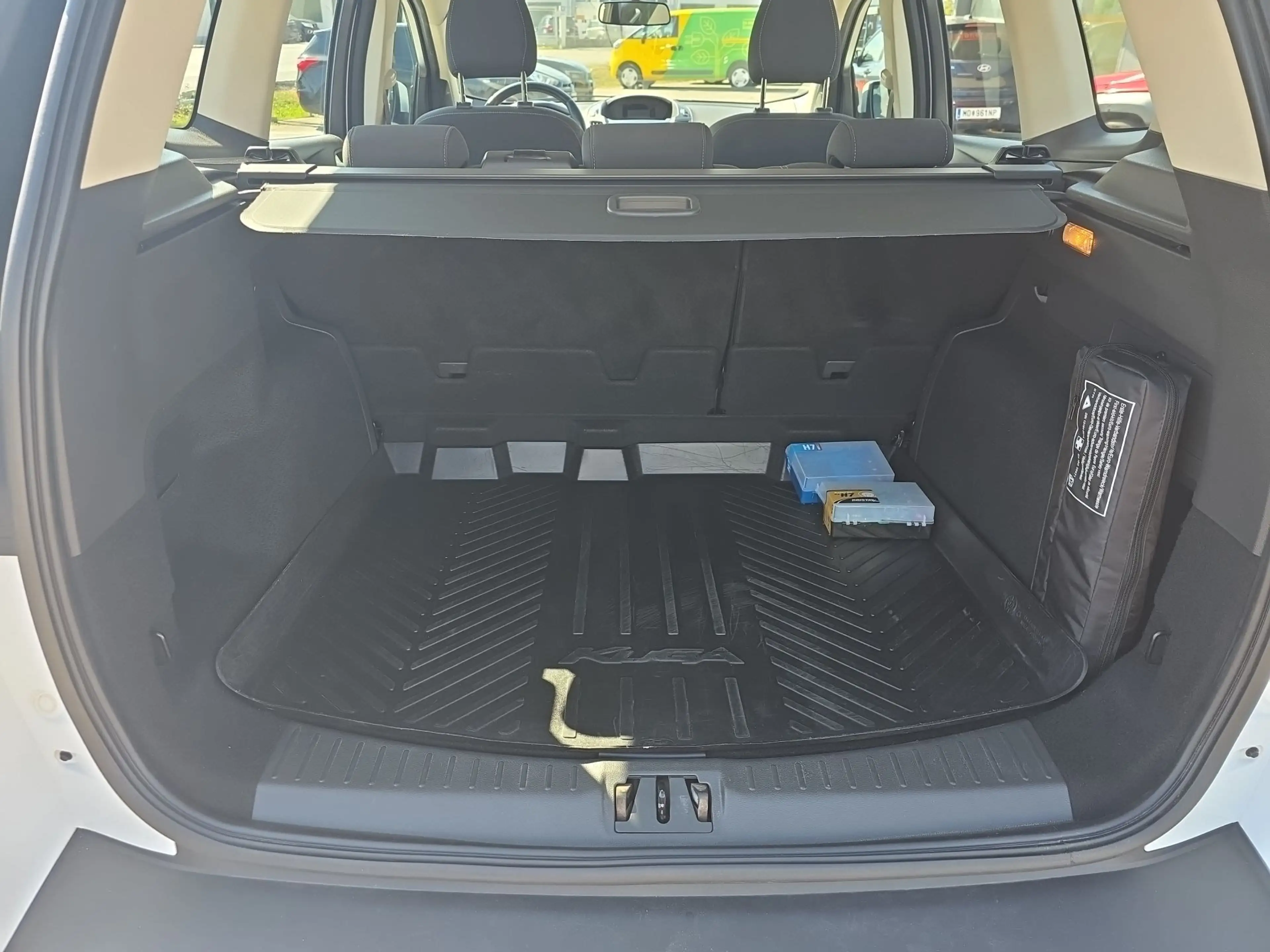 Ford Kuga Kuga 1,5 EcoBoost Trend AHK+TEMPOMAT — photo 11