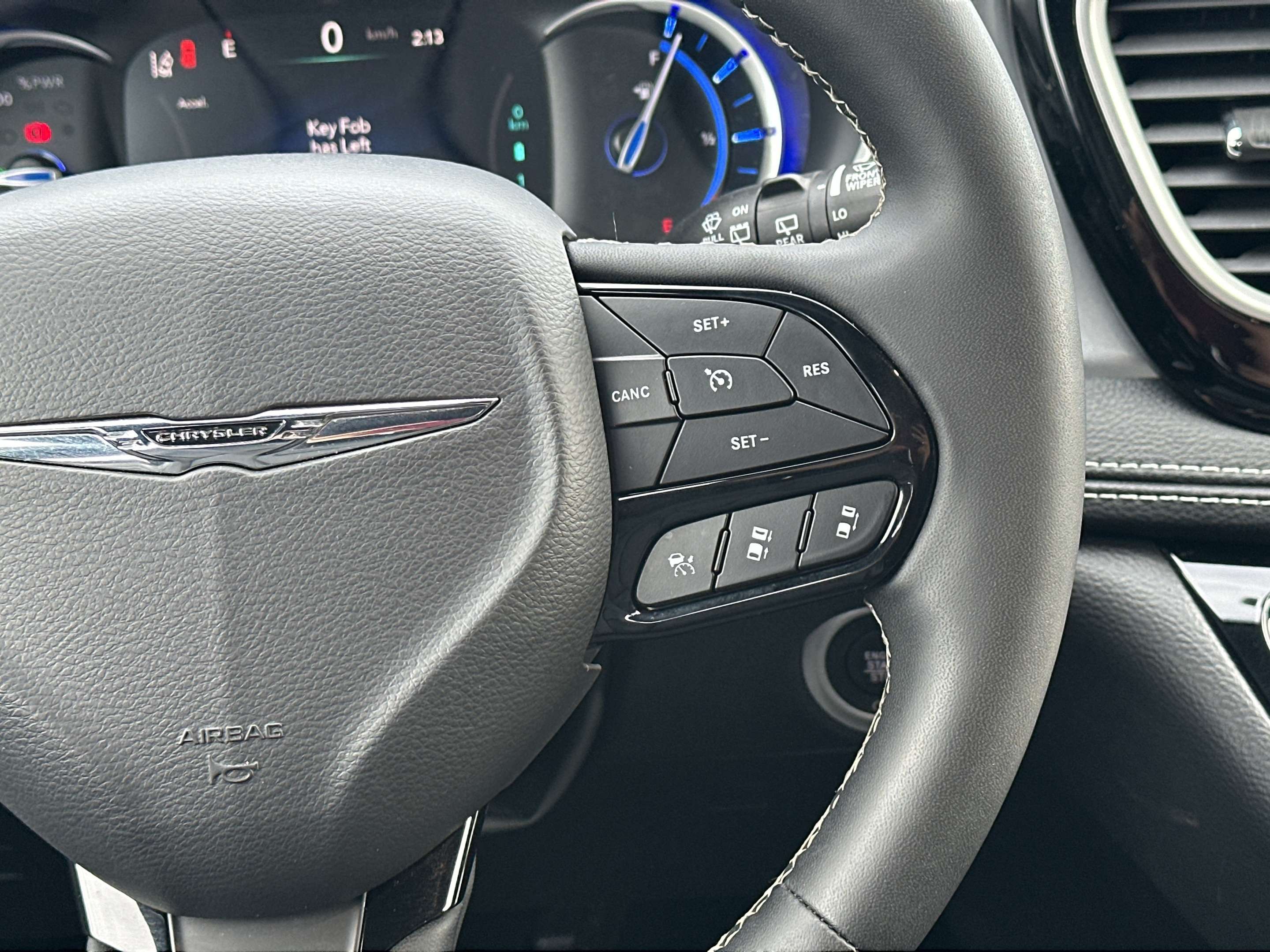 2023 Chrysler Pacifica Touring L Hybrid Family Van | Blowout Pricing | thumb 22
