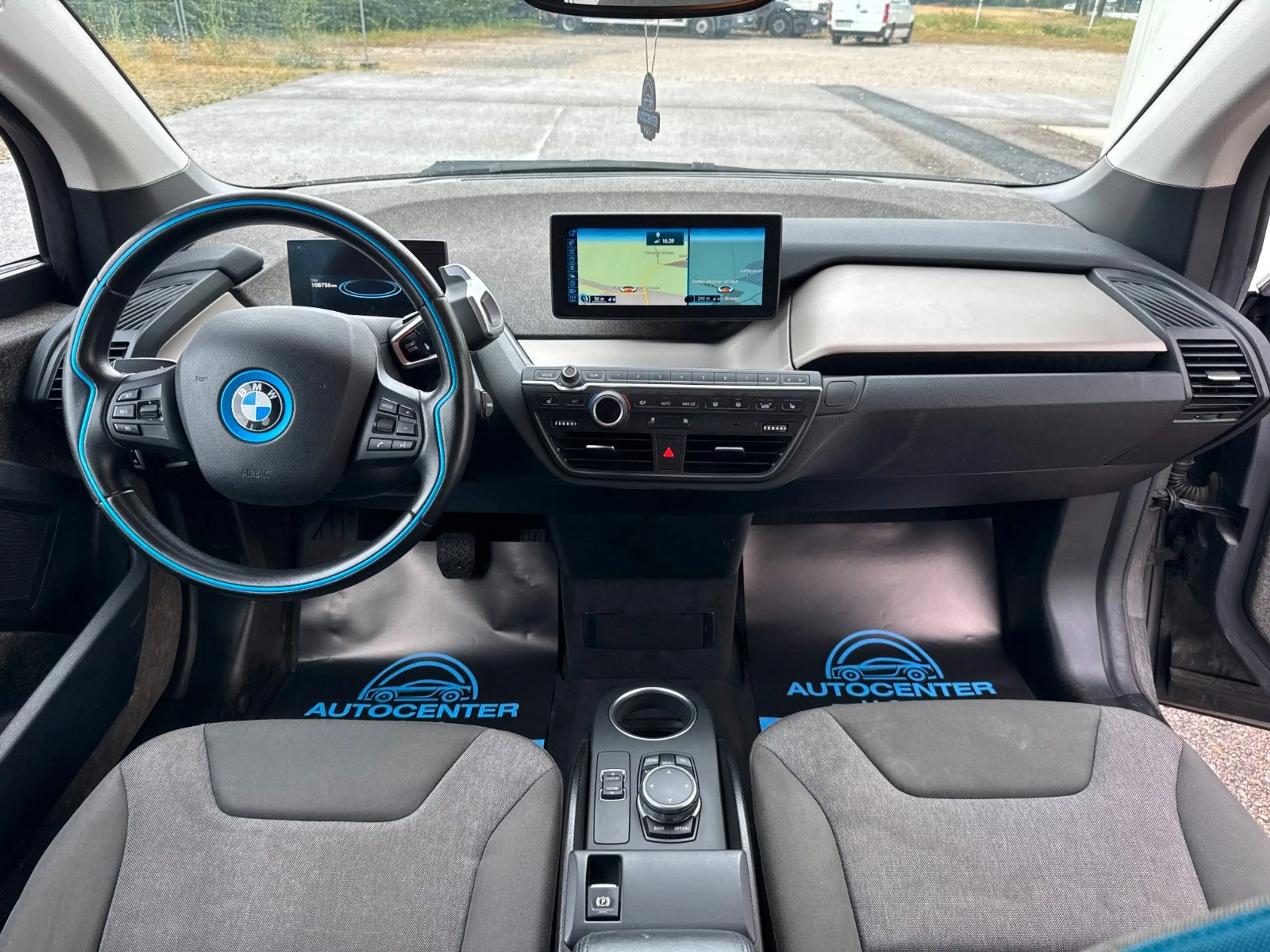 BMW i3 Basis *NAVI*KLIMA*SHZ*PDC* — photo 10