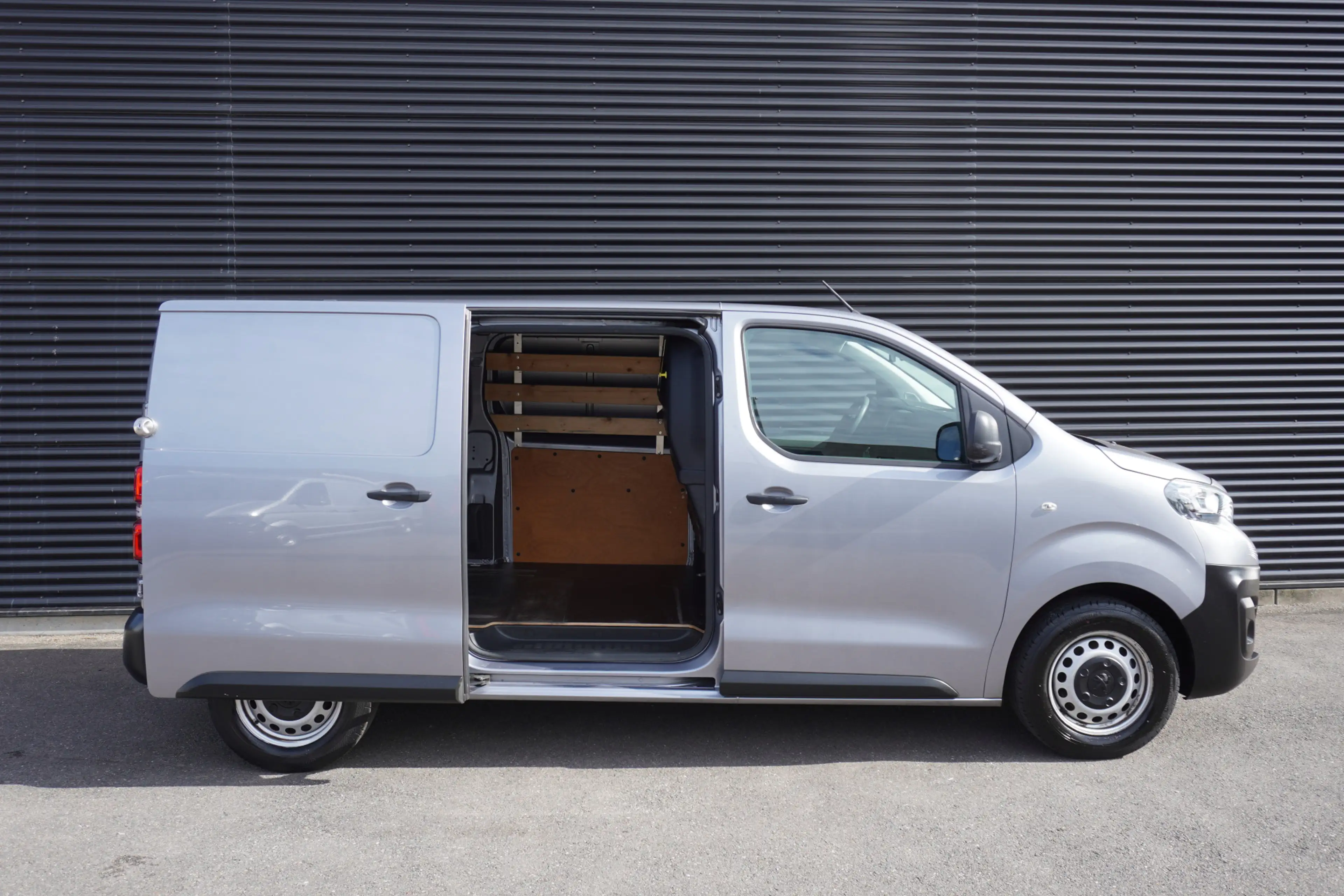 Peugeot Expert 2.0 BlueHDI 120PK L2H1 Premium Airco Cruise contro — photo 10