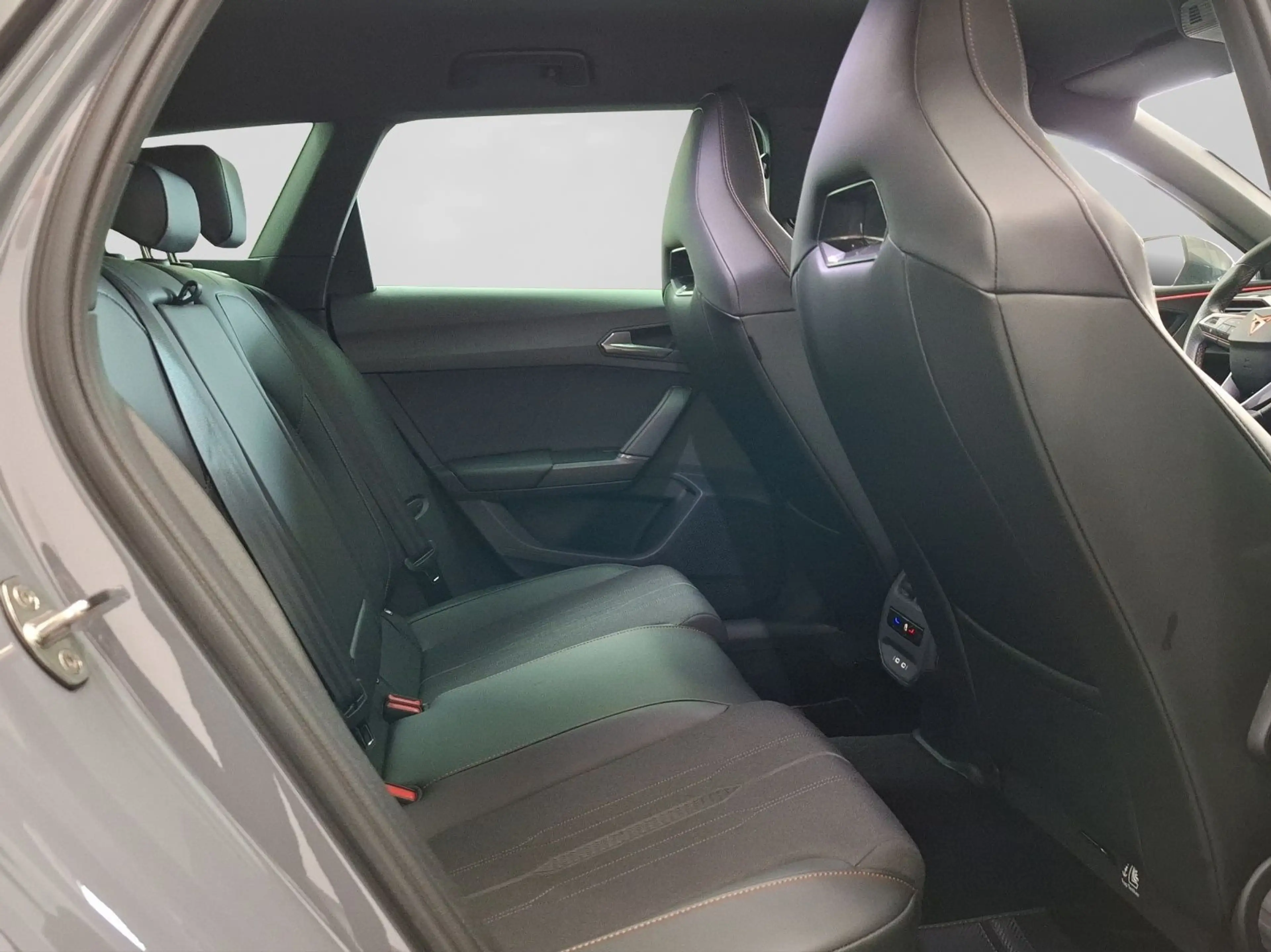 CUPRA Leon Sportstourer 2.0 TSI DSG NAVI+ FULL-LINK eK — photo 6