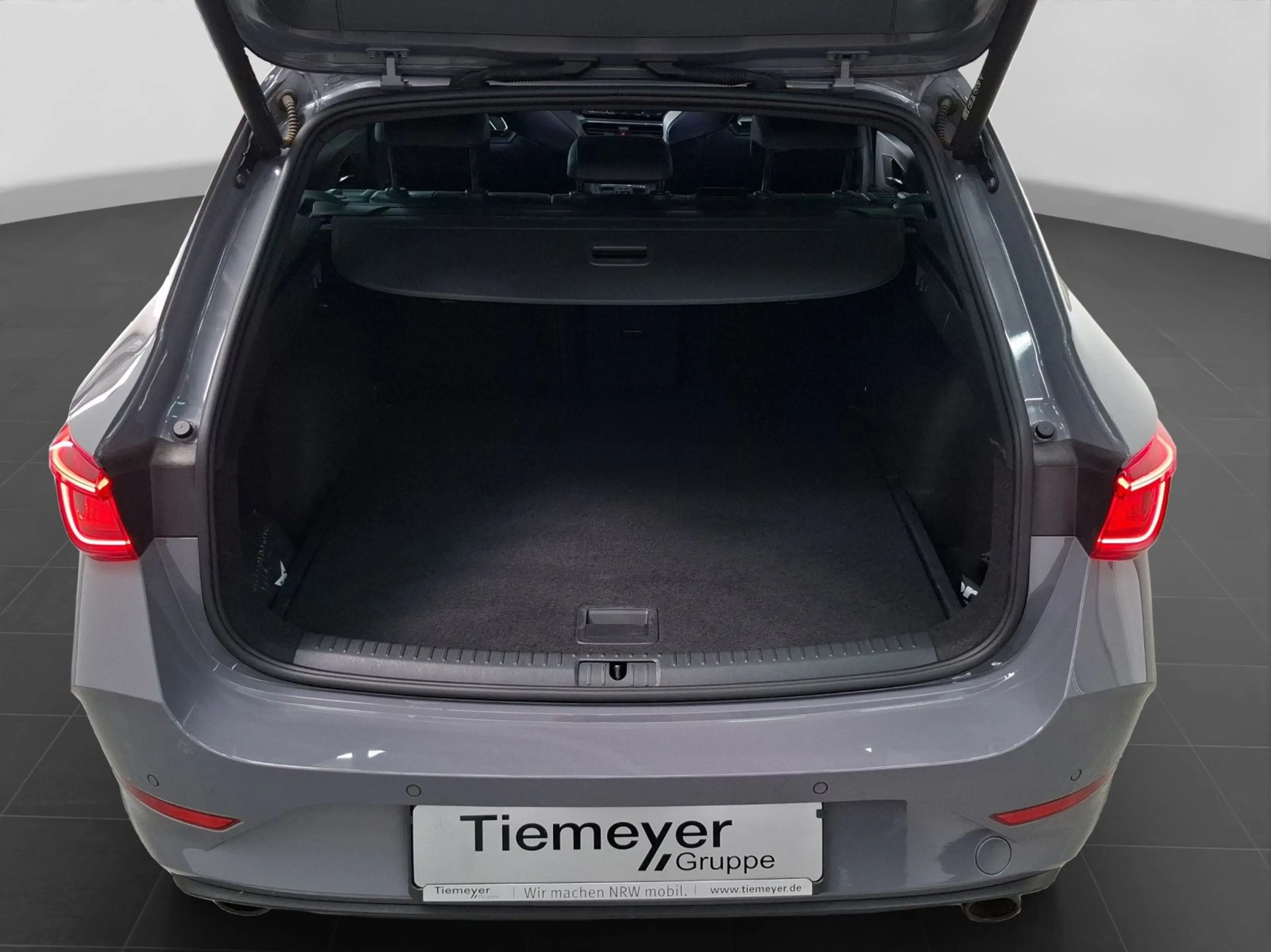 CUPRA Leon Sportstourer 2.0 TSI DSG NAVI+ FULL-LINK eK — photo 7