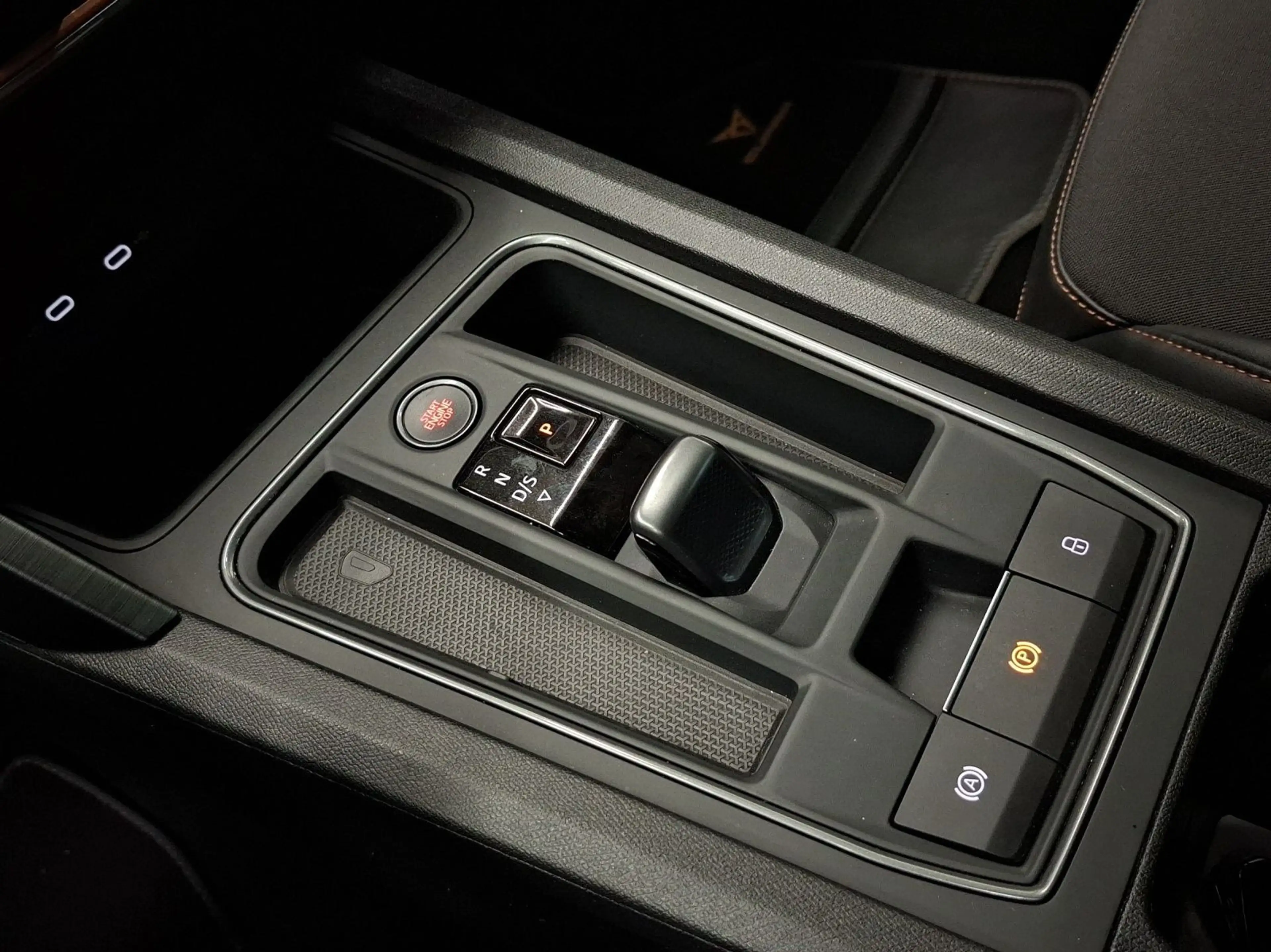 CUPRA Leon Sportstourer 2.0 TSI DSG NAVI+ FULL-LINK eK — photo 12