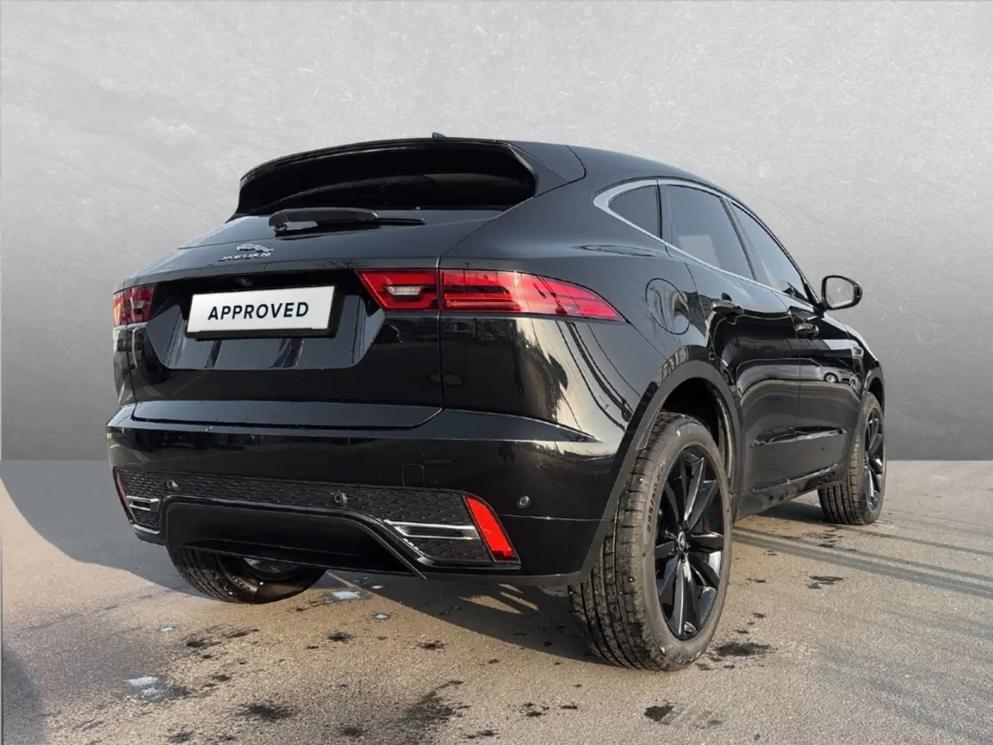 Jaguar E-Pace P300e R-Dynamic HSE HUD 20'' Pano WinterPak Schwarz - 2