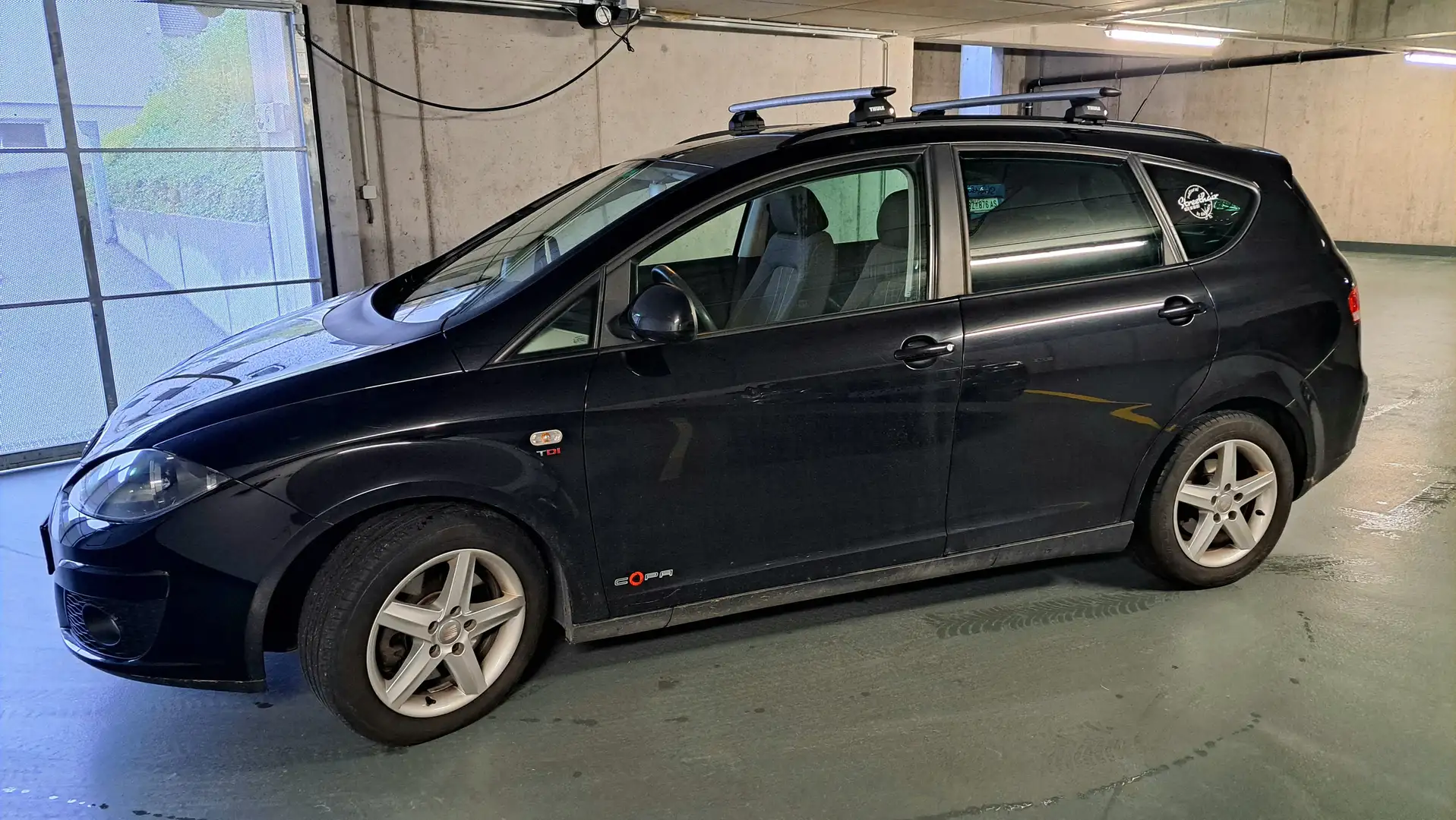 SEAT Altea XL Chili-Copa 2,0 TDi CR DPF 4WD Černá - 1