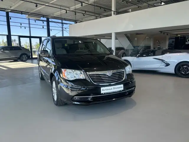 Lancia Voyager AUTOMATIK+LEDER+7 SITZE+SHZ+PDC Voyager