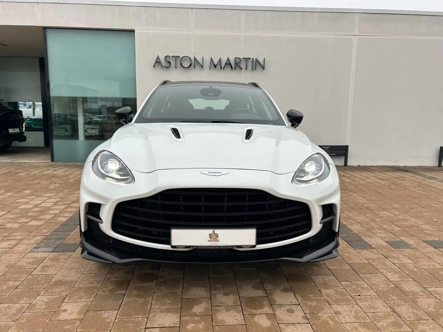 Aston Martin DBX 4.0 V8 DBX707 / Lunar White Weiß - 2