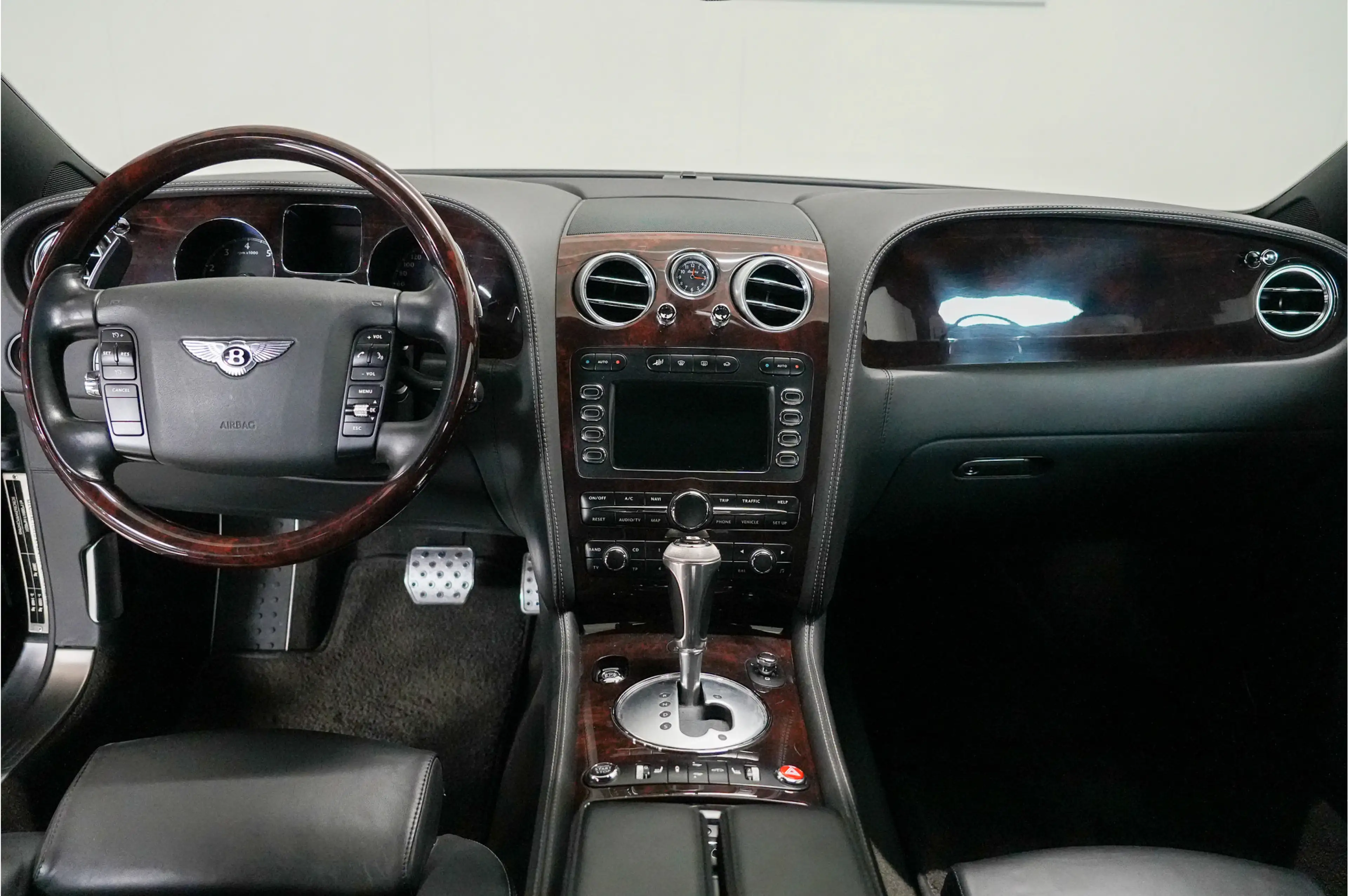 Bentley Continental GT M1118 — photo 2