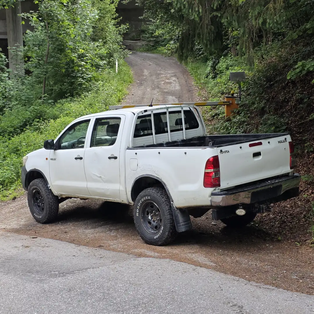 Toyota Hilux 2.5 d4d diff Lock AC - 2