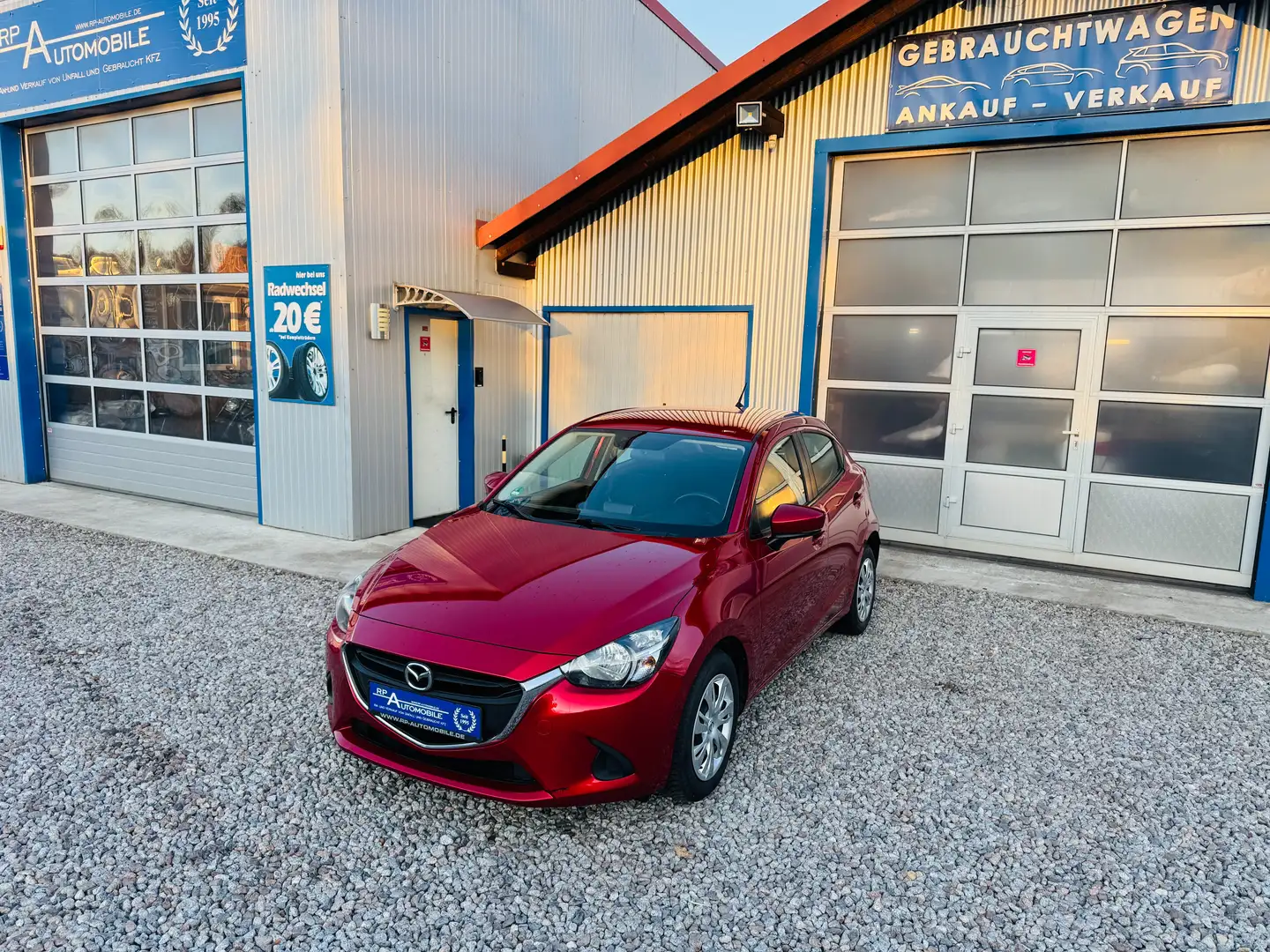 Mazda 2 Center-Line 1.5 KLIMA 5-TÜRER Rot - 1
