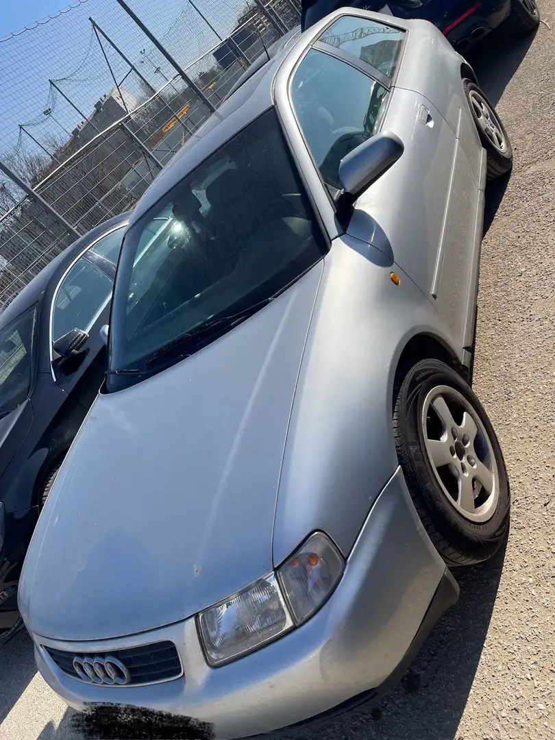 Audi A3 Silber - 2
