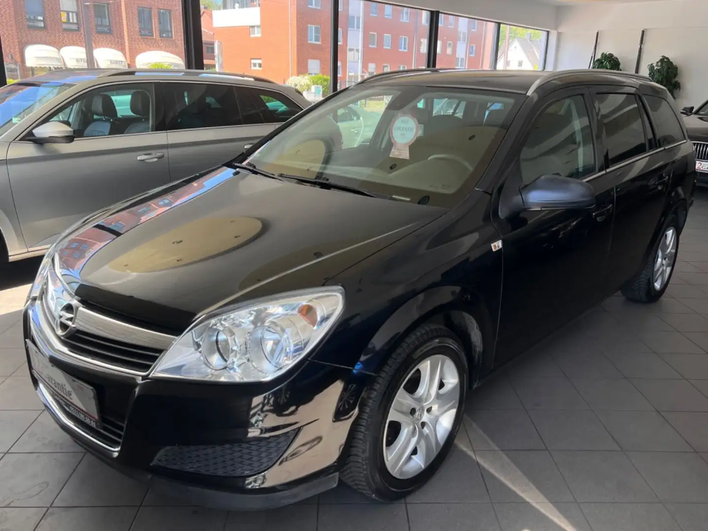 Opel Astra 1.6 Caravan Edition MultiLenkrad~1Hand~AHK Schwarz - 2