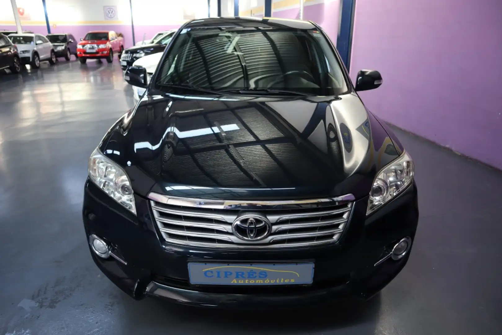 Toyota RAV 4 2.2D-4D Executive 4x4 Cross Sport Grau - 2