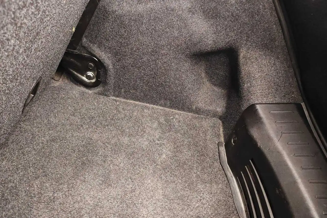 Lancia Ypsilon 2023 — фото 7