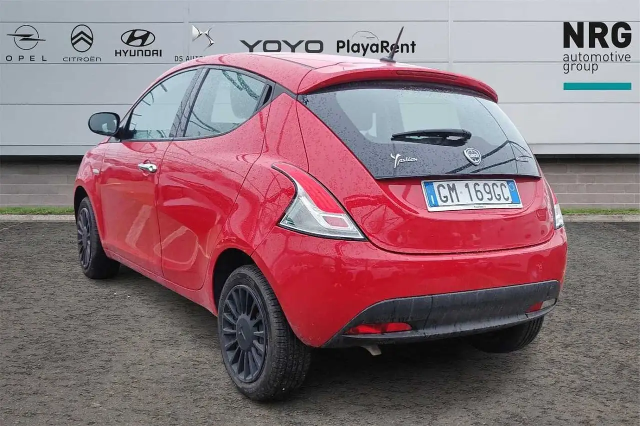 Lancia Ypsilon 2023