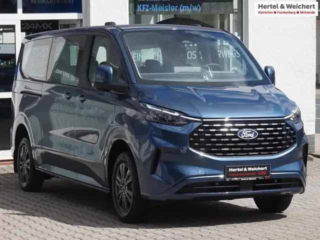 Ford Tourneo Custom 320 L2 Tourneo Titanium FWD