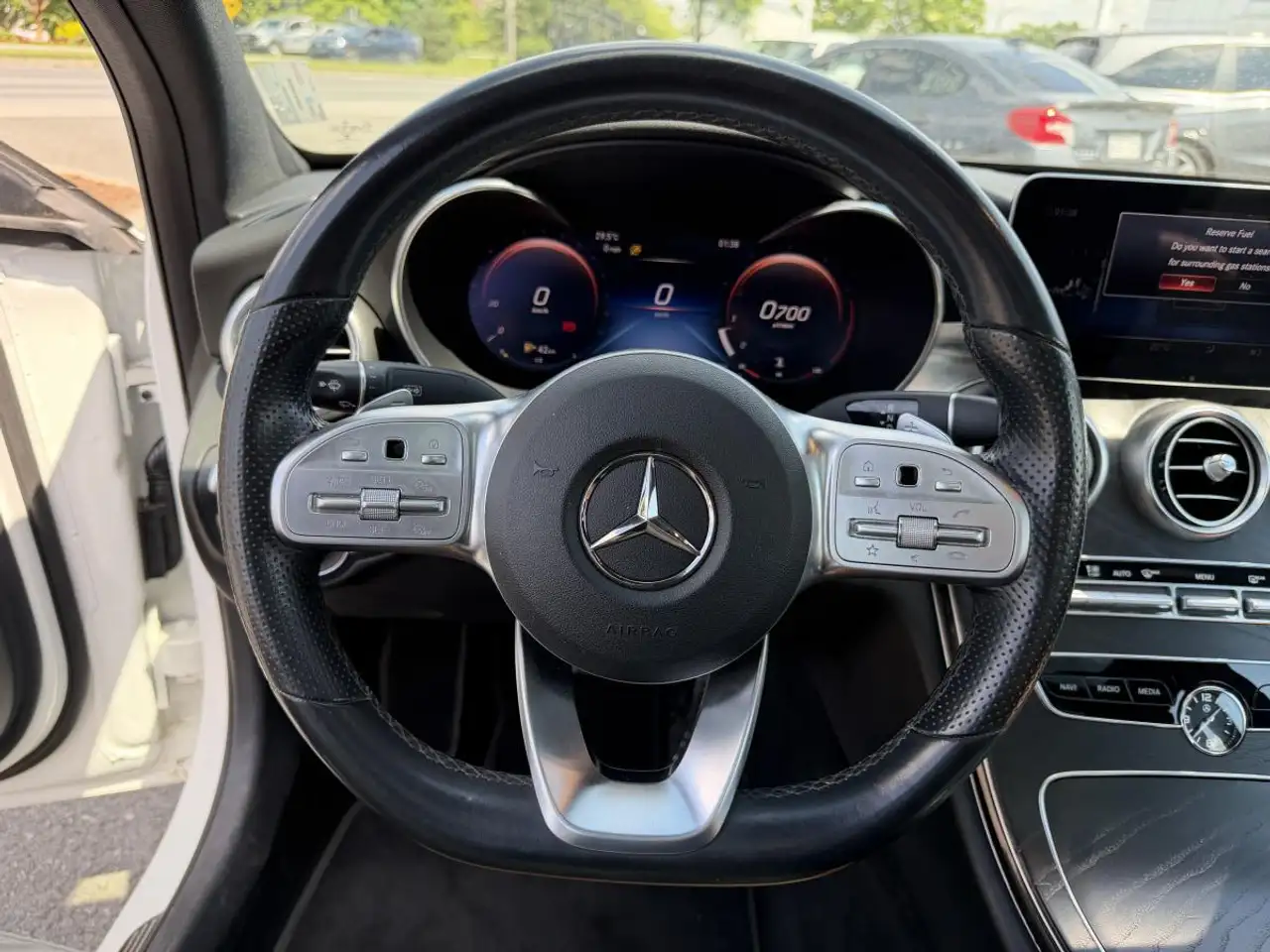 Mercedes-Benz C-Class снимка Mercedes-Benz C-Class