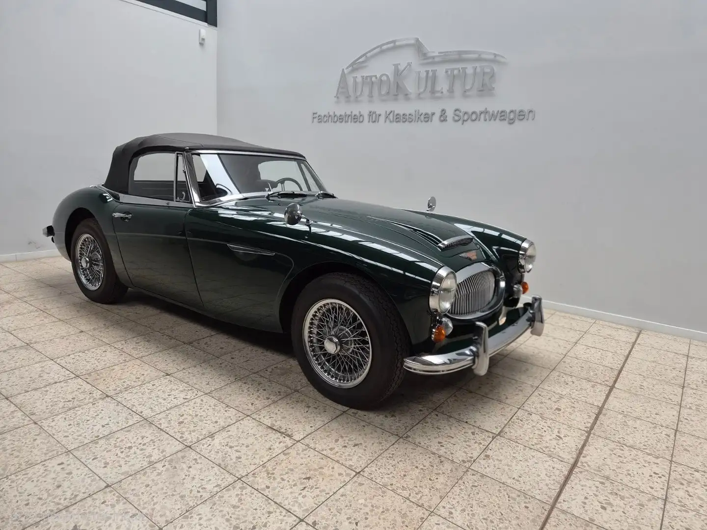 Austin Sonstige MKIII BJ8 seit 1987 in letzter Hand Grün - 1