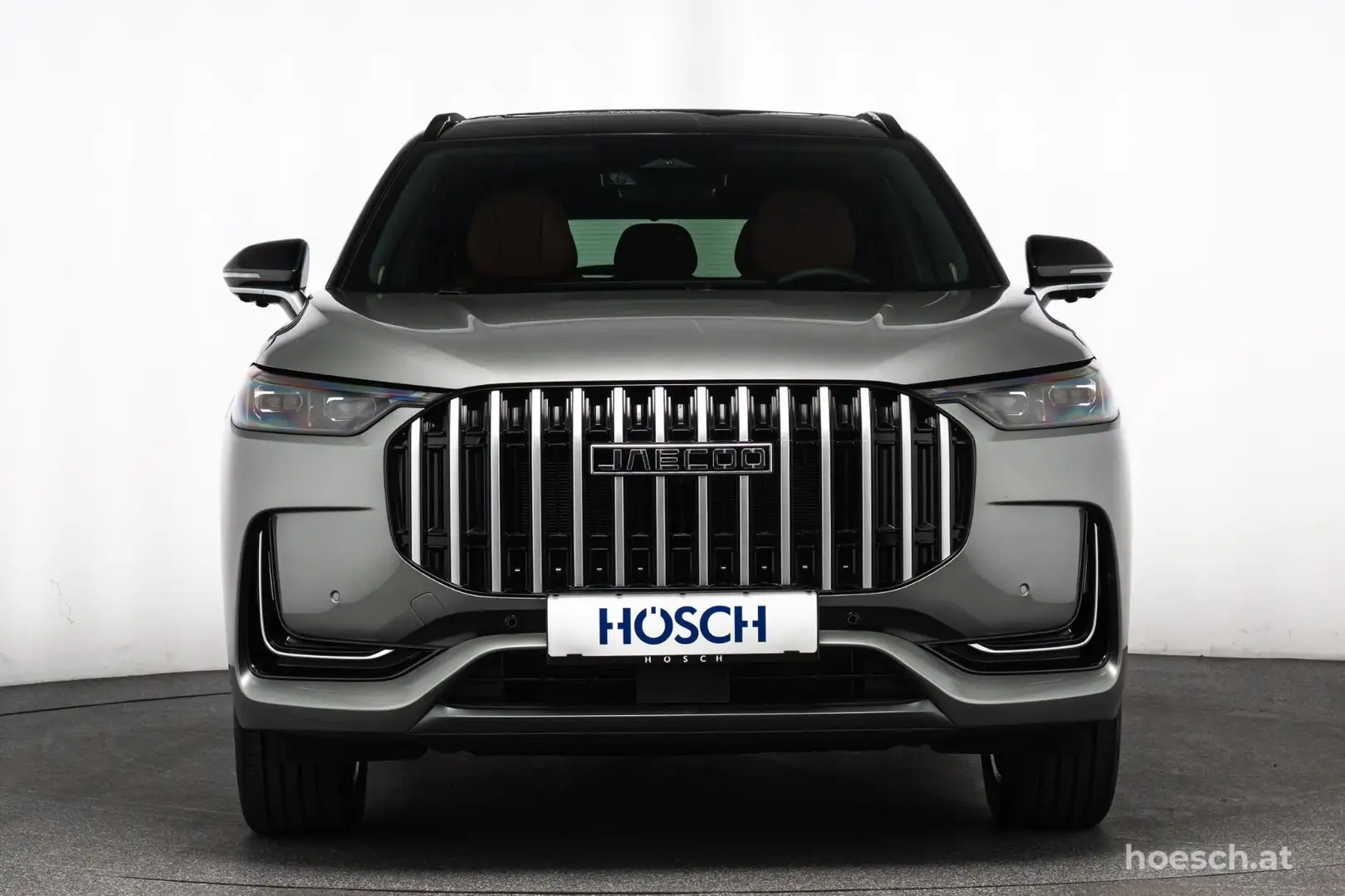Jaecoo J8 PHEV PREMIUM 7-SITZE PANO HEAD-UP 540° Silber - 2