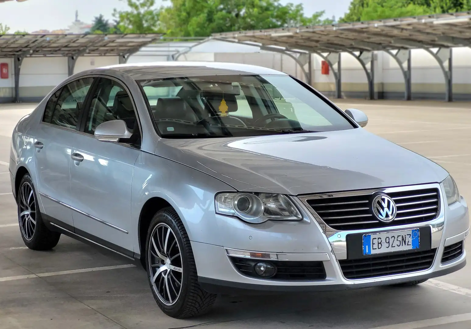 Volkswagen Passat 2.0 tdi Highline c/navi 4motion Argent - 2