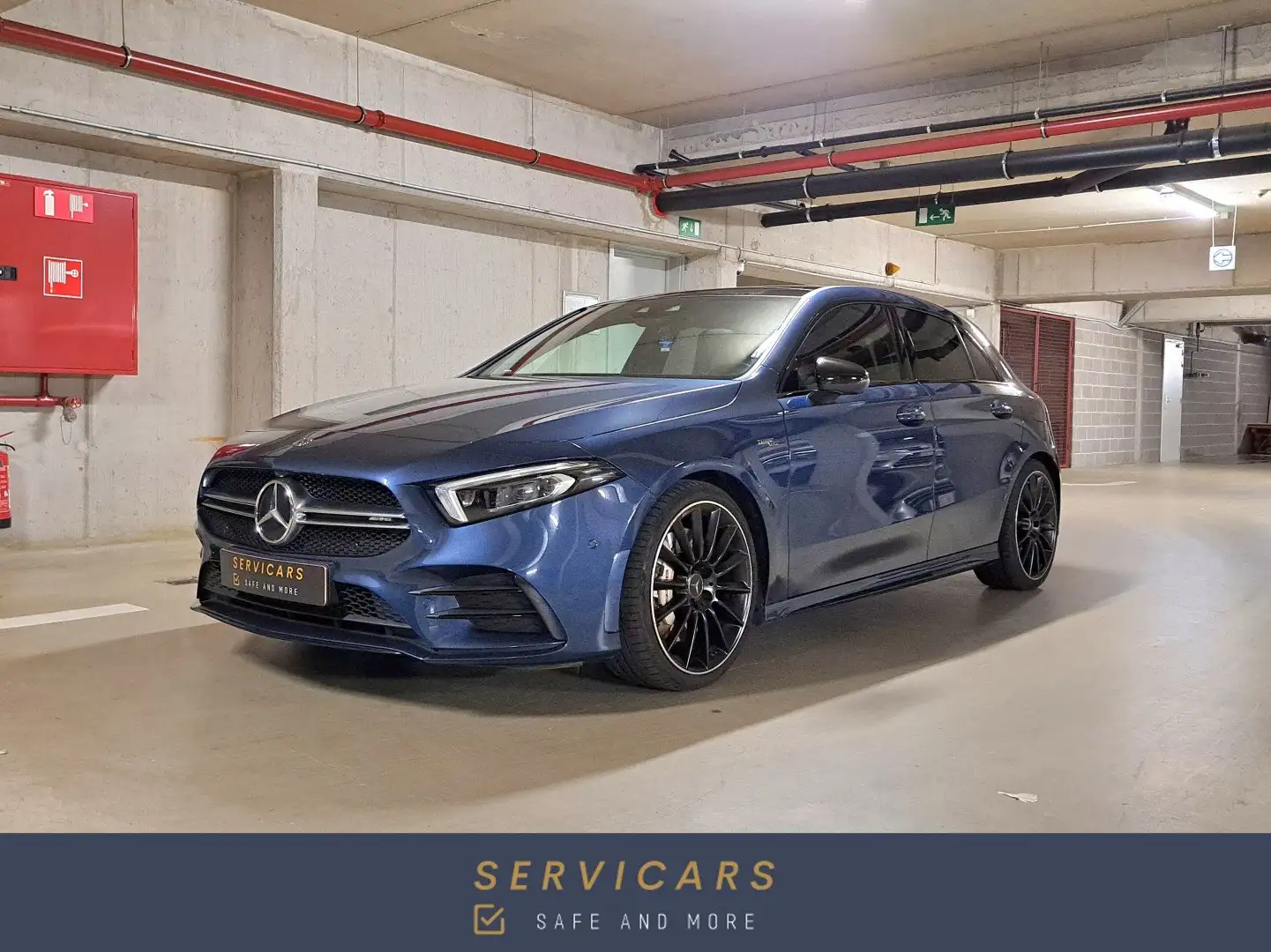 Mercedes-Benz A 35 AMG 4-Matic - toit pano - full options - Garantie 12m Bleu - 1