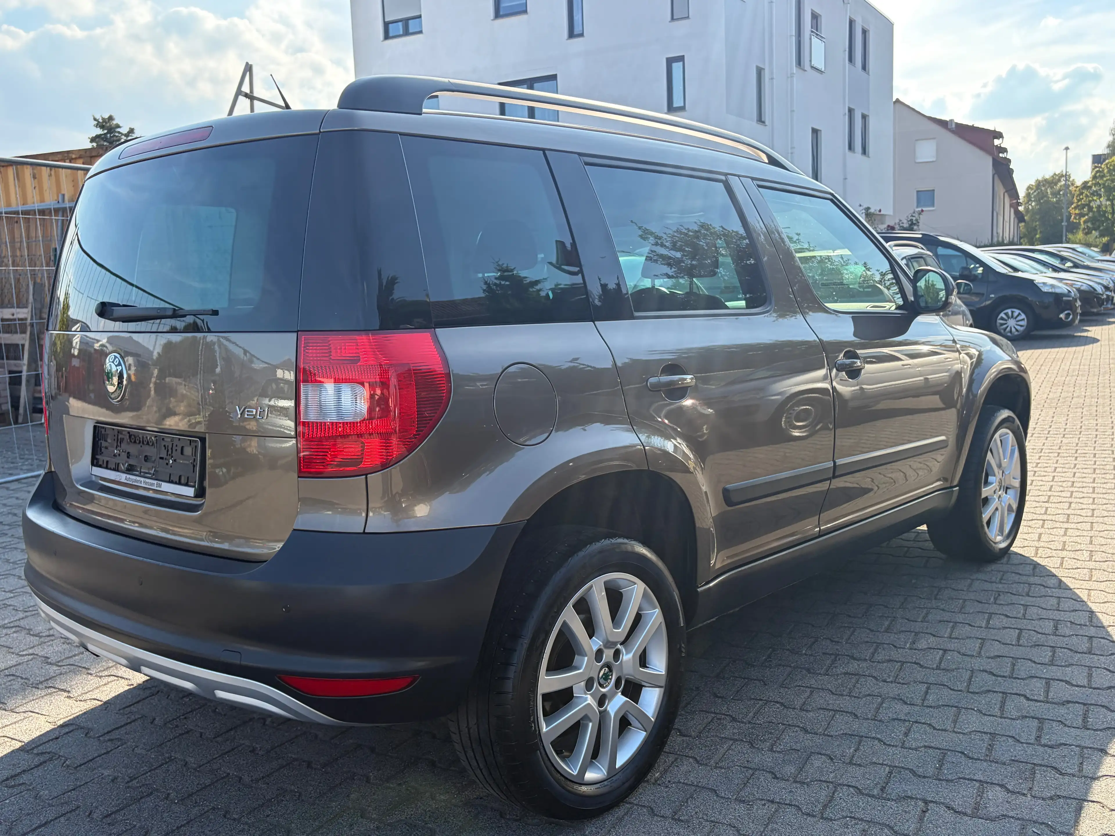 Skoda Yeti Ambition Plus*Automatik*SHZ*Temp.*PDC*AHK*HU/AU Neu — photo 10