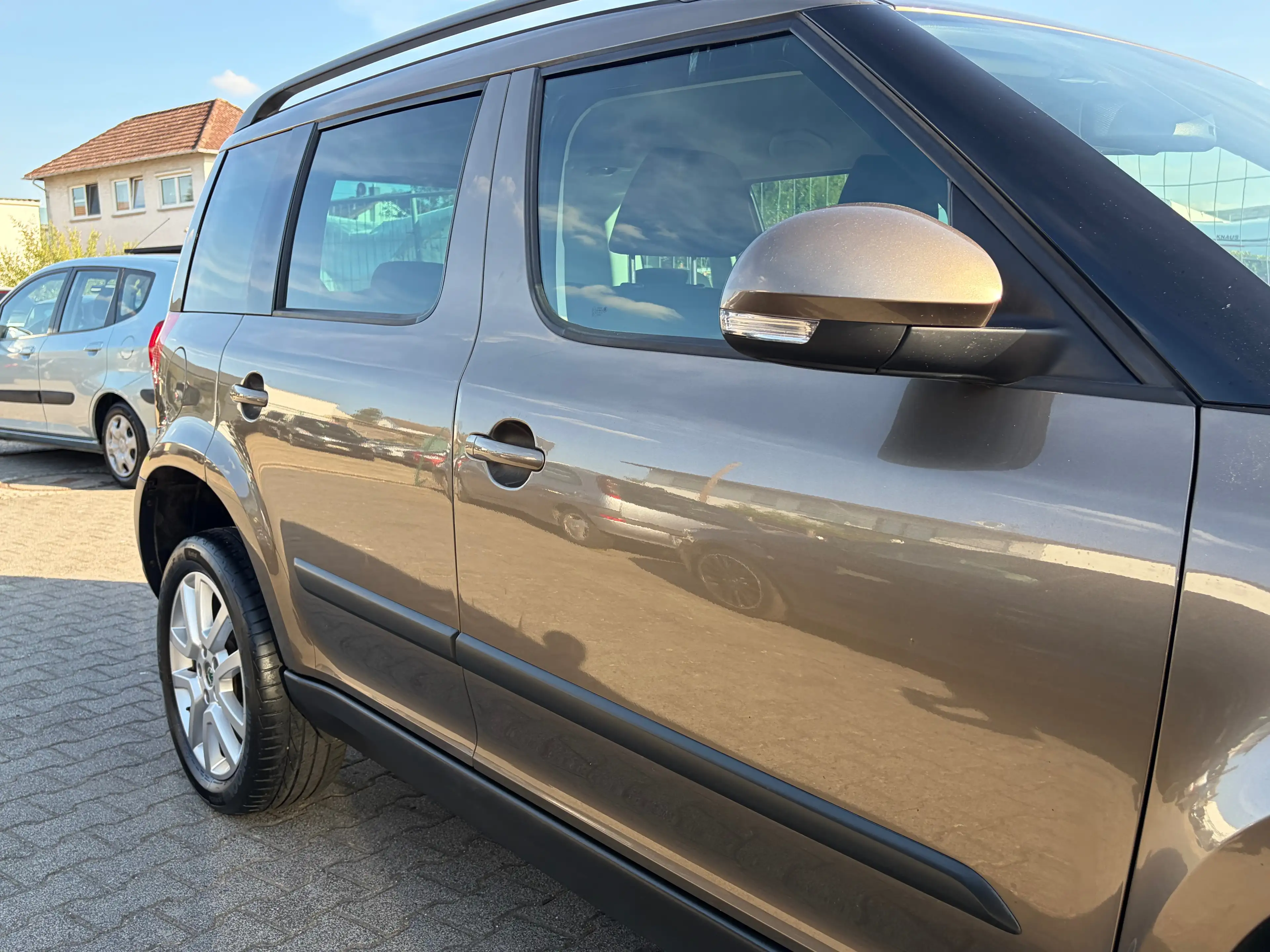 Skoda Yeti Ambition Plus*Automatik*SHZ*Temp.*PDC*AHK*HU/AU Neu — photo 13
