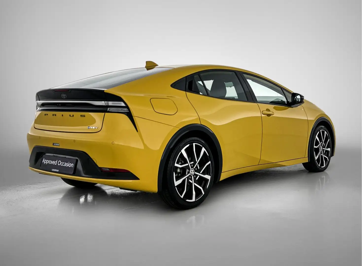 Toyota Prius 2.0 Plug-in Hybrid 220 Executive | Stoelverwarming Jaune - 2