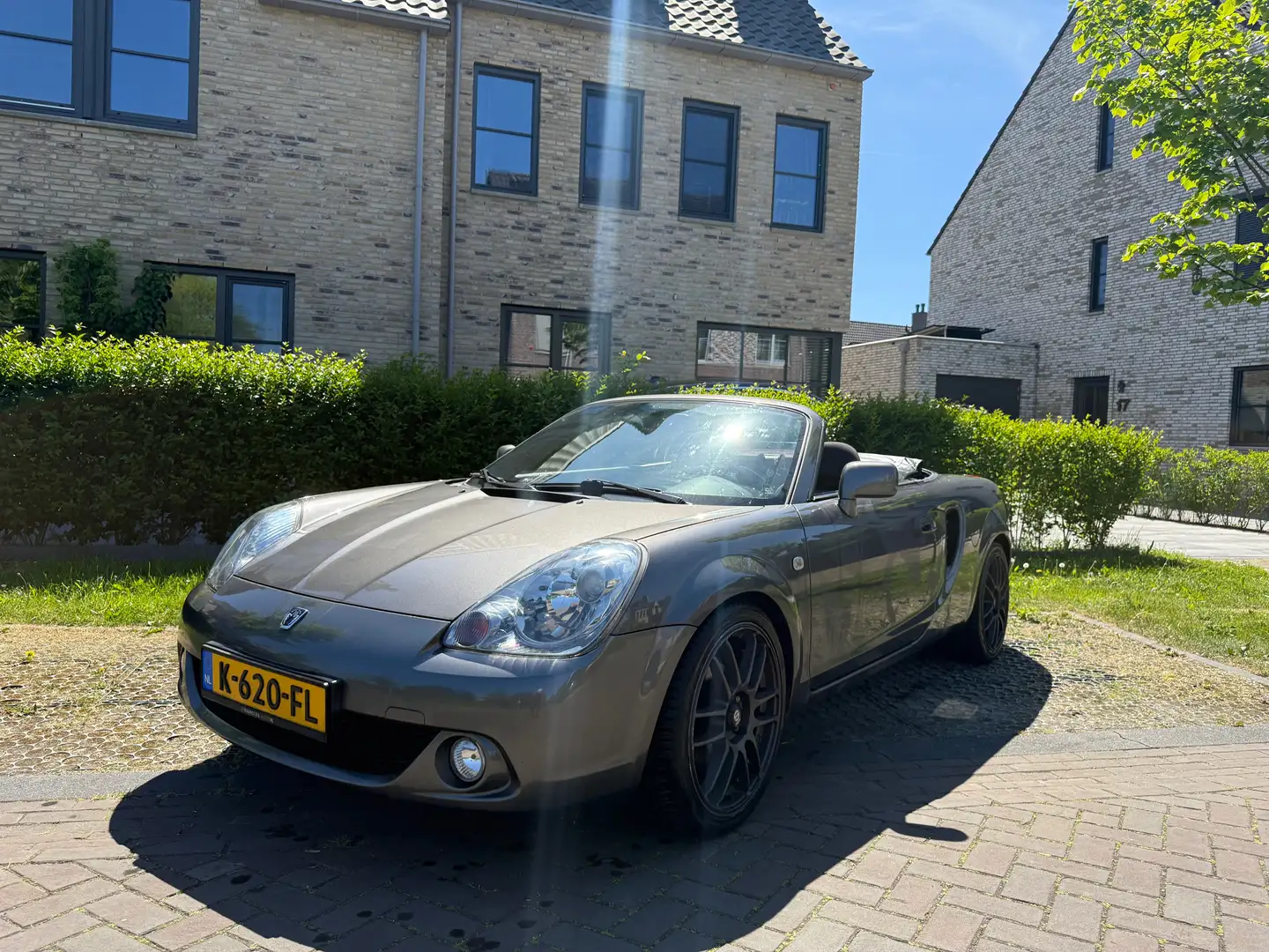 Toyota MR 2 MR 2 1.8i VVT-i Sp.Edition Lim Zilver - 1