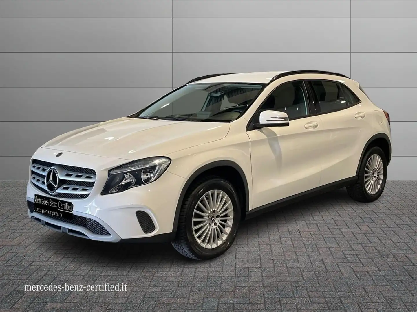 Mercedes-Benz GLA 200 - GLA 200 d Business auto Weiß - 1