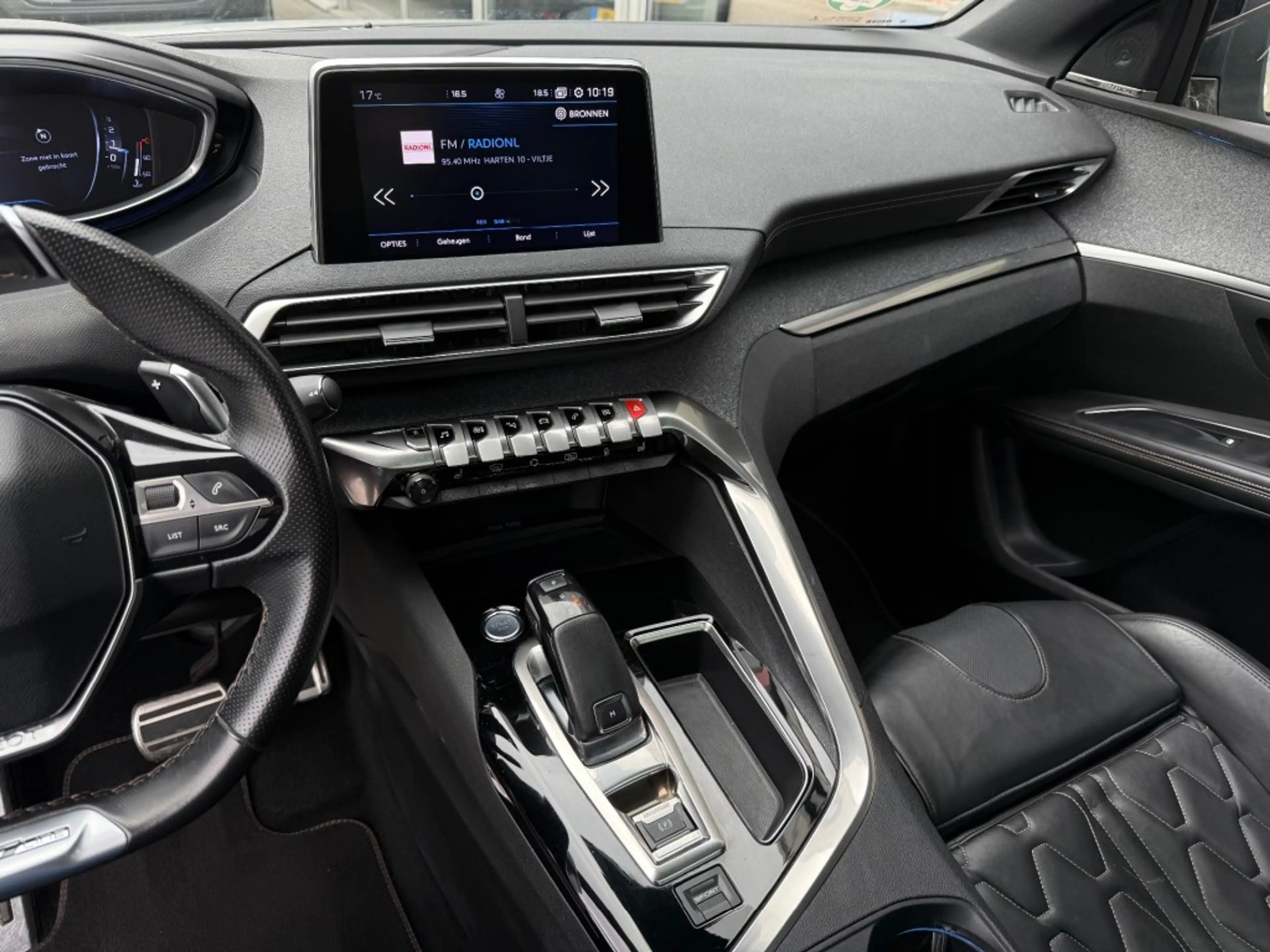 Peugeot 5008 1.6 e-THP GT-Line - 7p Pano Leder LED Memory Carpl — photo 9