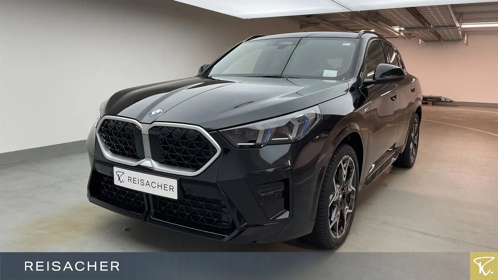 BMW X2 xDrive20d A M-Sport,Pano,DA+,Autom Schwarz - 1
