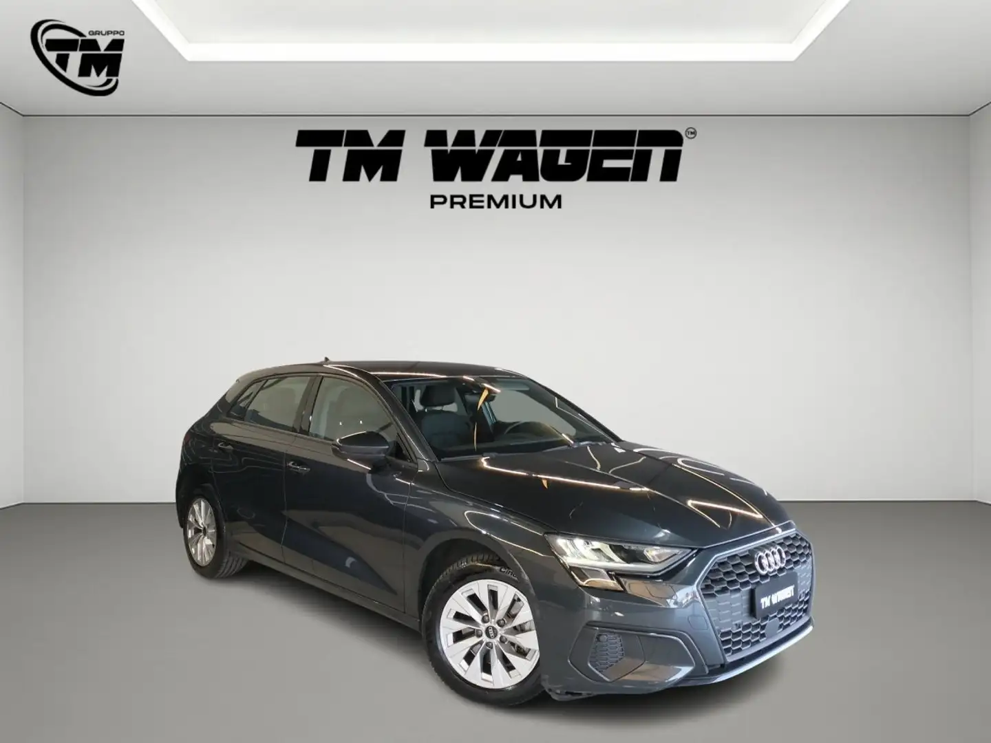 Audi A3 Sportback 40 1.4 tfsi e Business s-tronic Grijs - 2