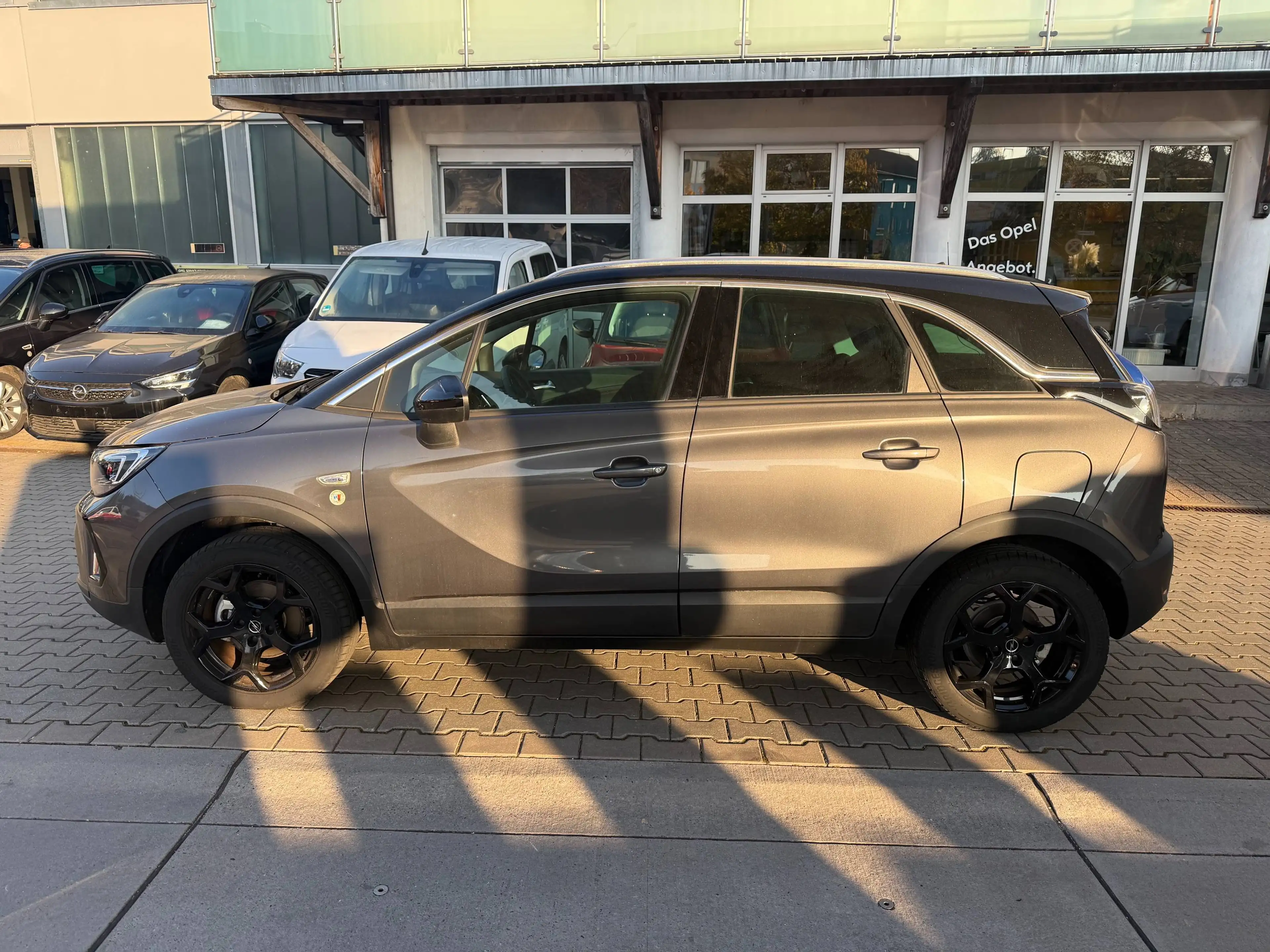 Opel Crossland X GS Line — photo 7