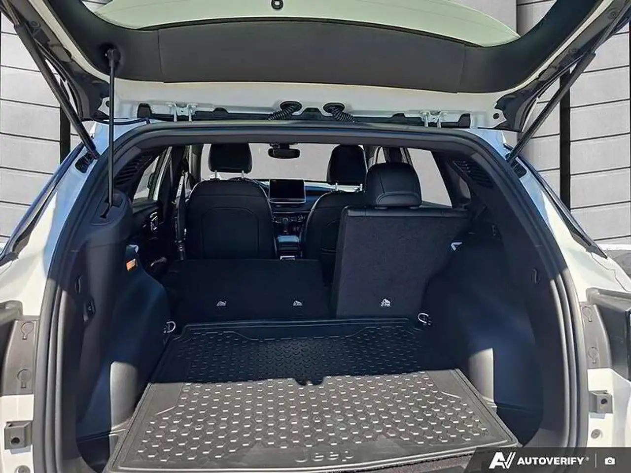 Jeep Compass снимка Jeep Compass