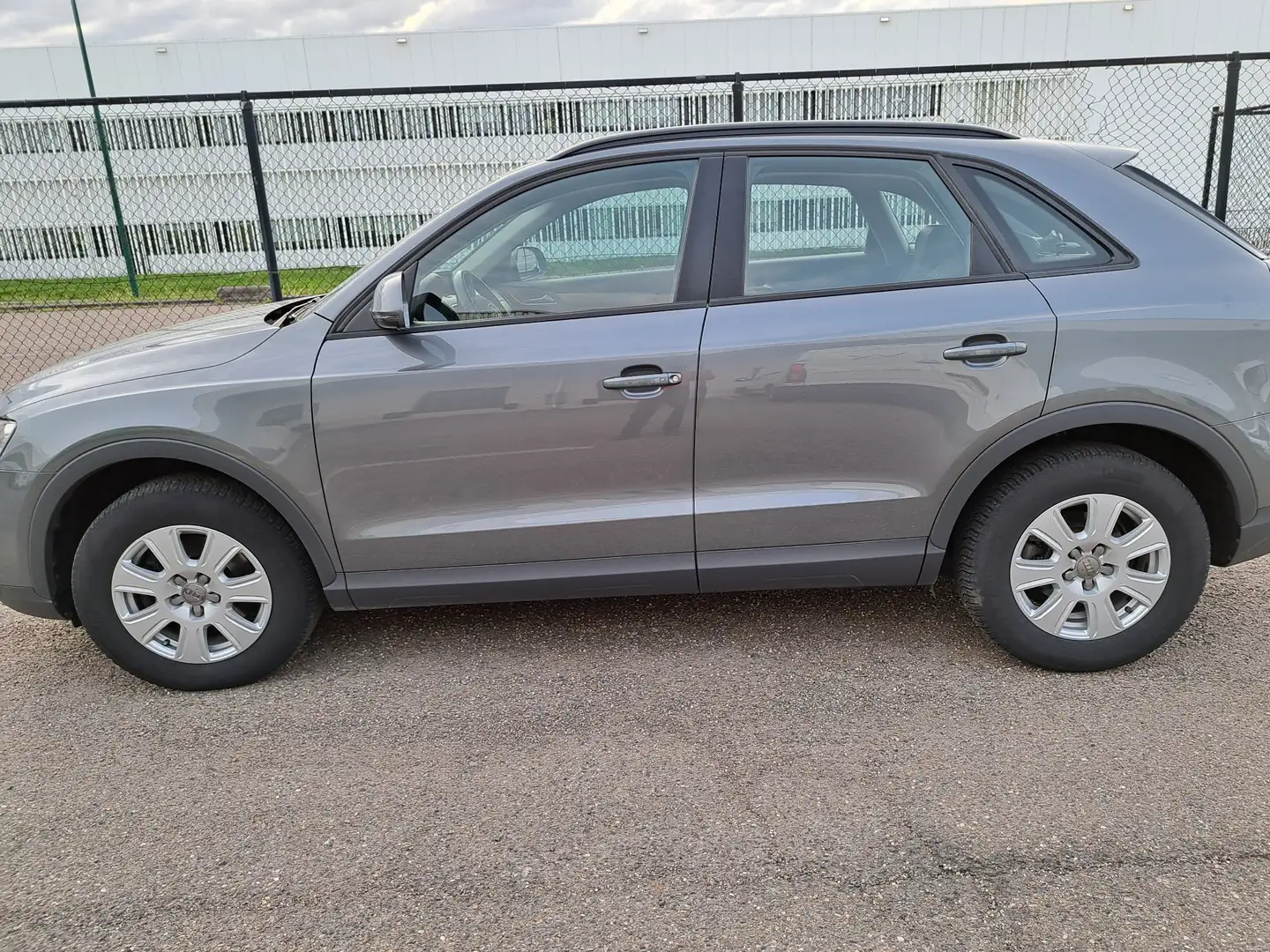 Audi Q3 2.0 TDi - 1