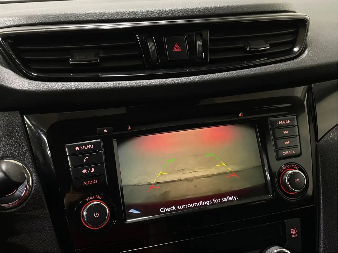 Nissan Qashqai снимка Nissan Qashqai