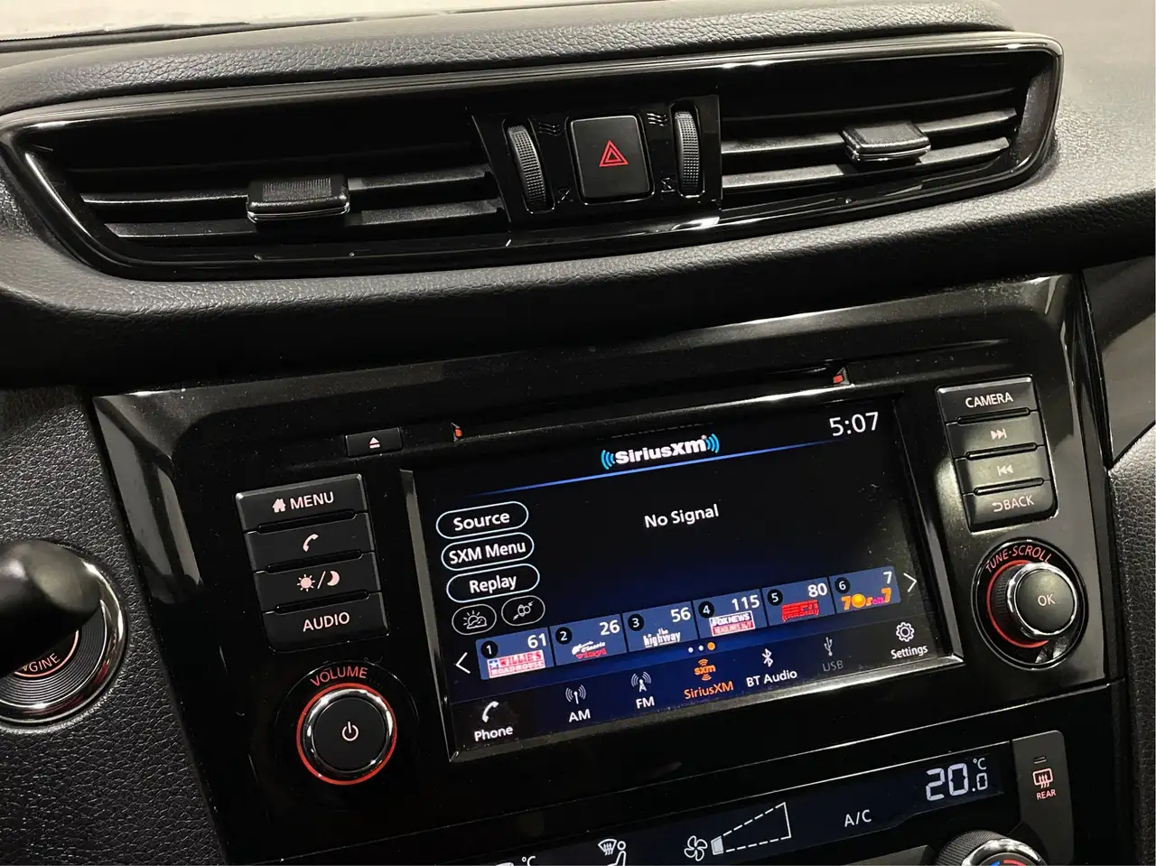 Nissan Qashqai снимка Nissan Qashqai
