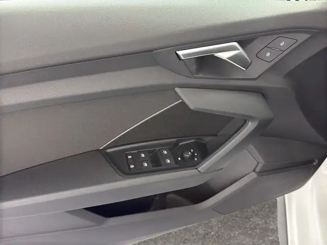 Audi A3 view 13