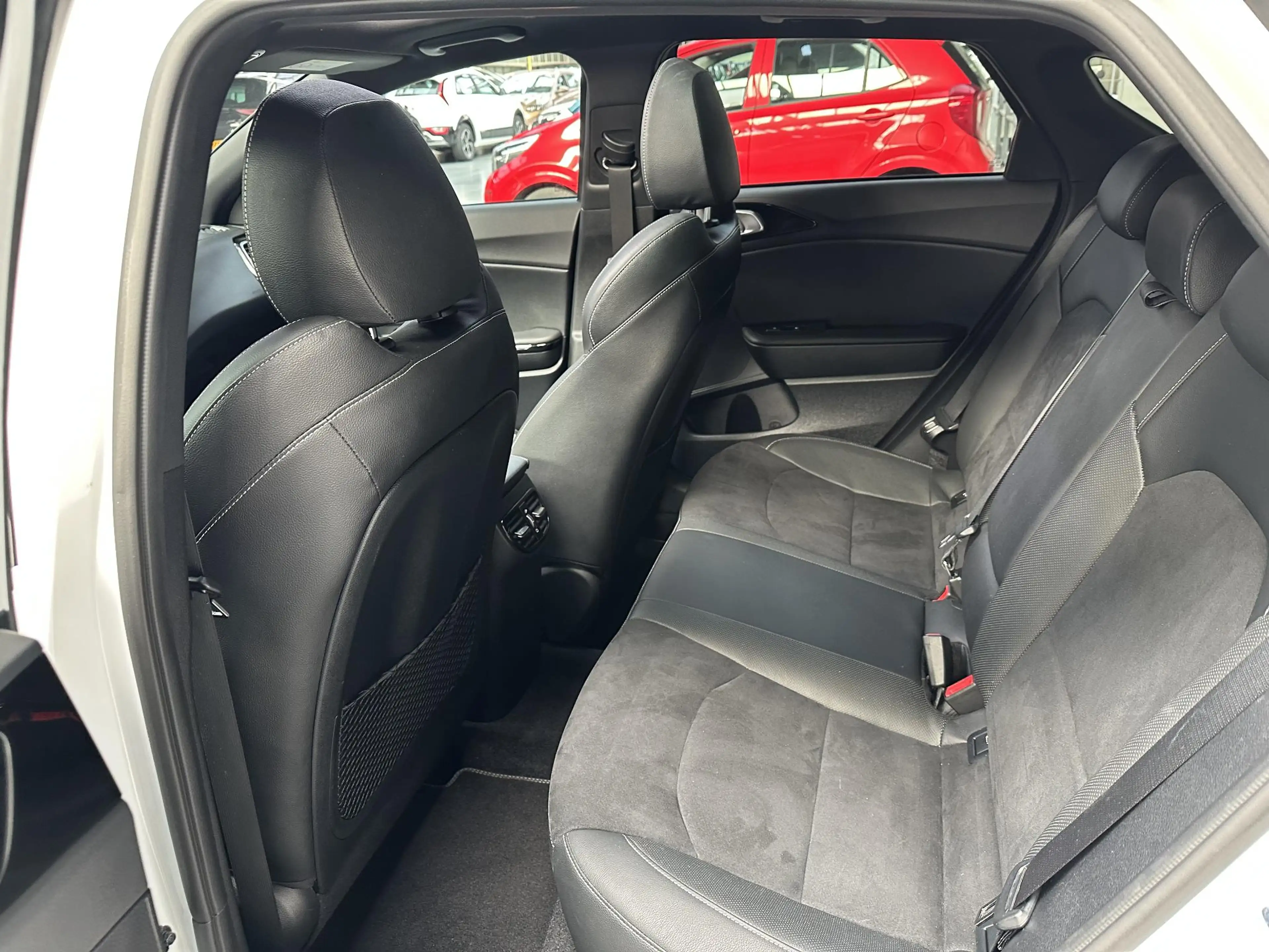 Kia ProCeed / pro_cee'd 1.5 T-GDI GT-PlusLine — photo 5