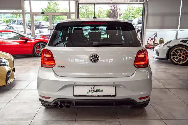 Volkswagen Polo view 6