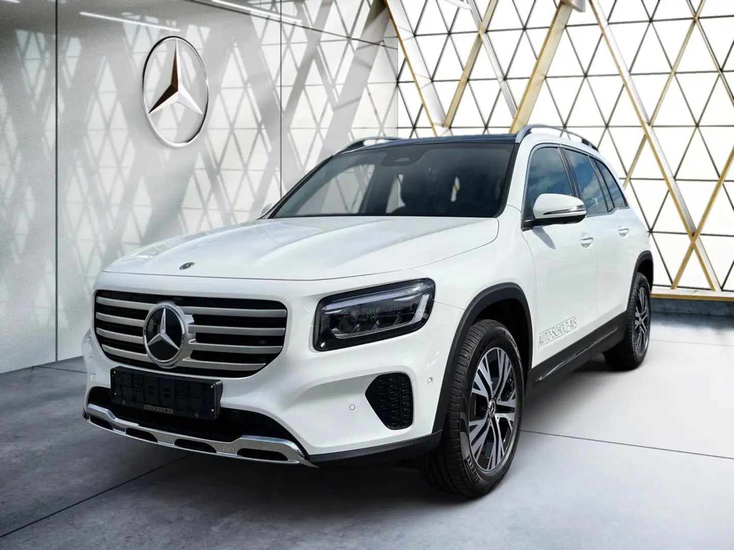 Mercedes-Benz GLB 200 Progressive Pano*LenkradHz*360KAM°*EasyP Weiß - 1