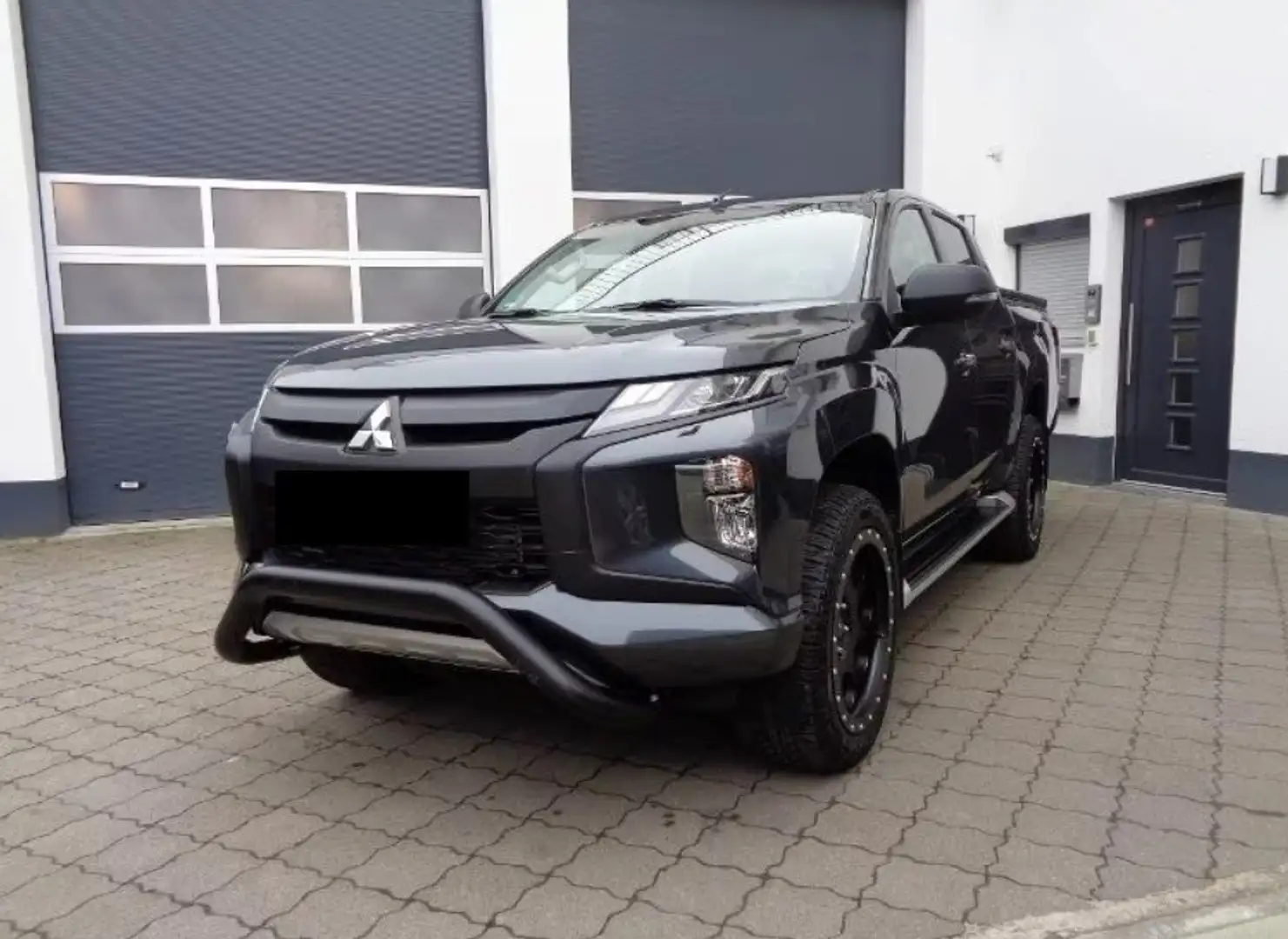 Mitsubishi L200 Pick Up 4x4 Autm. Intense Double Cab - 1